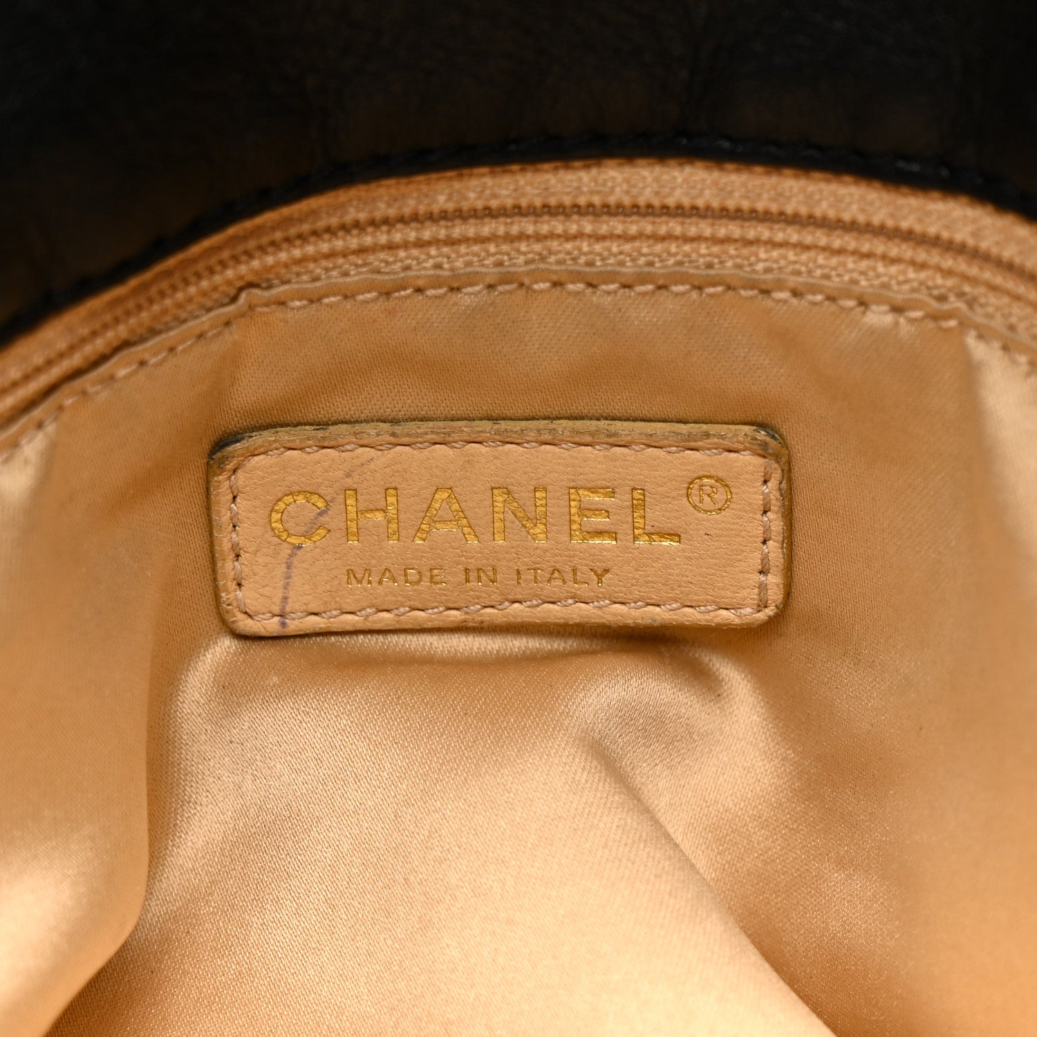 Chanel Lambskin Medium Rodeo Drive Tote Black 6 of 12