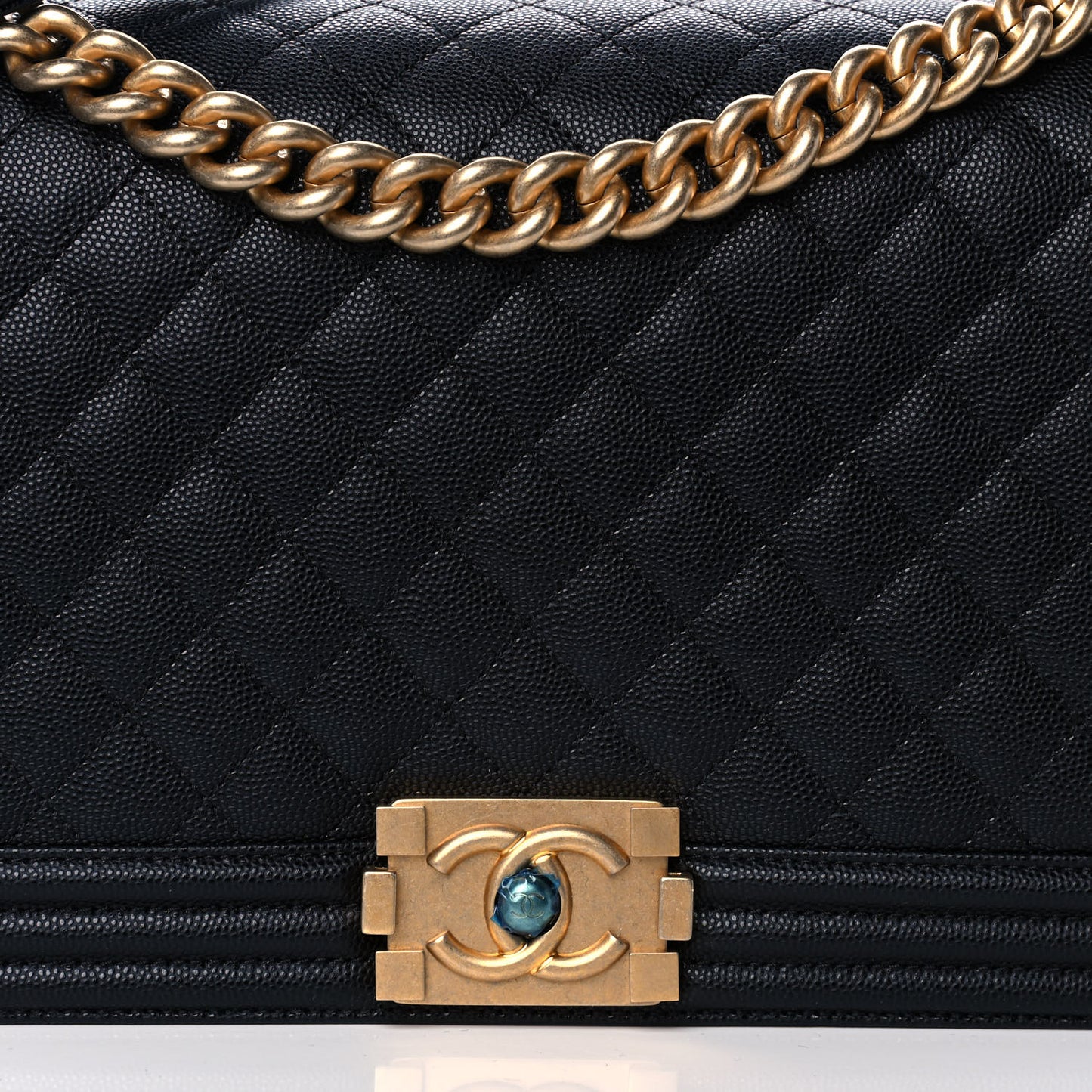 Caviar Quilted New Medium Boy Flap Black