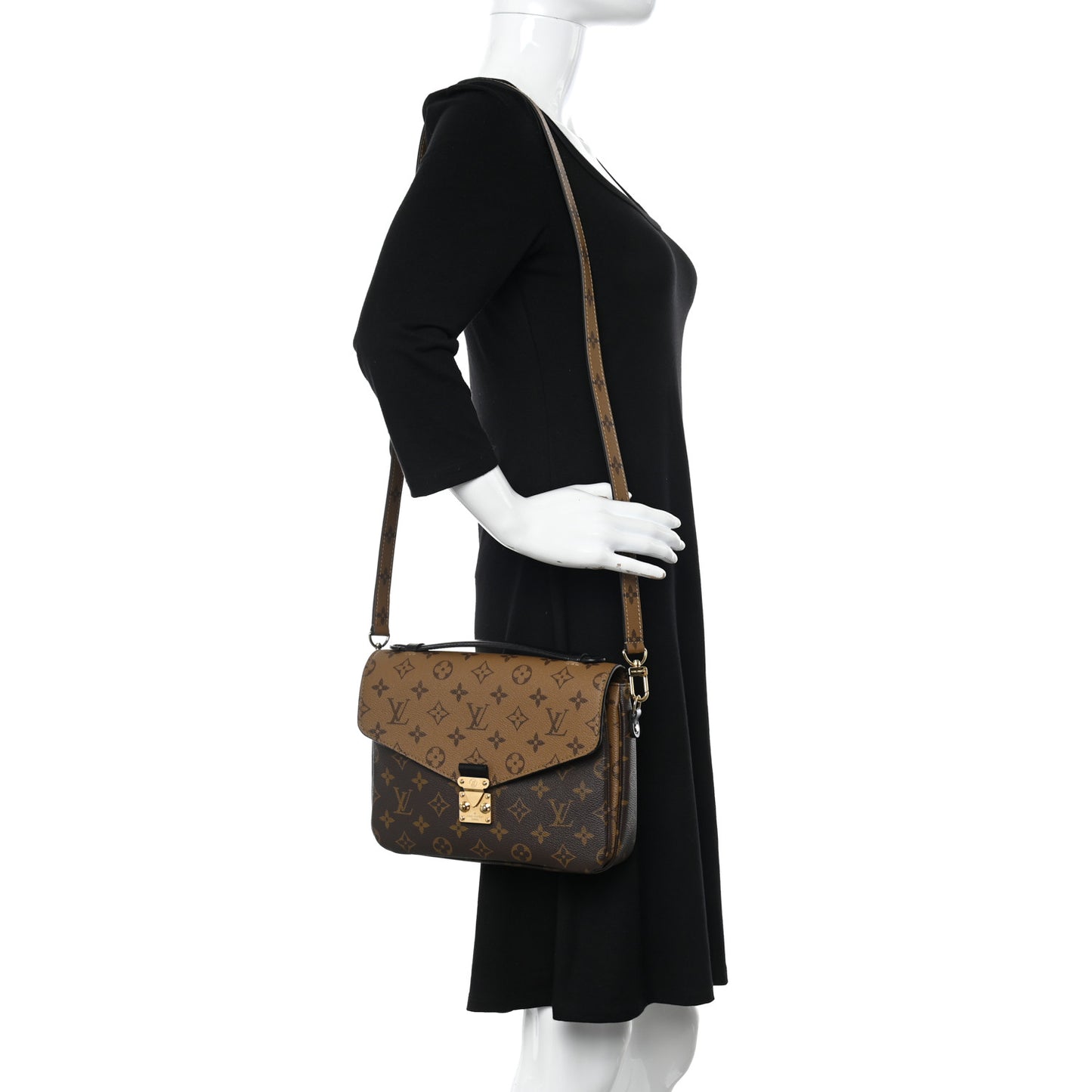 Reverse Monogram Pochette Metis