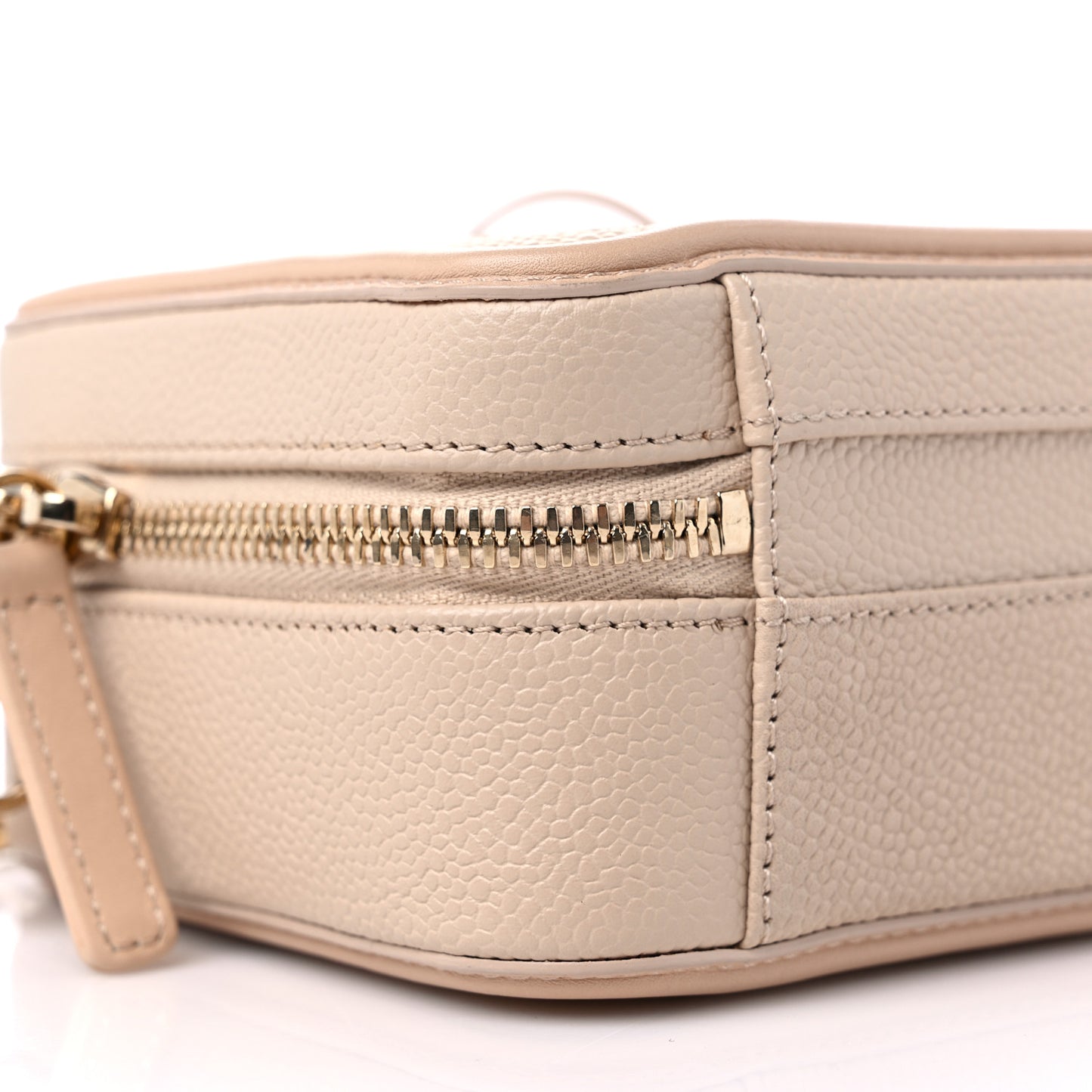 Caviar Quilted Small CC Filigree Vanity Case Beige