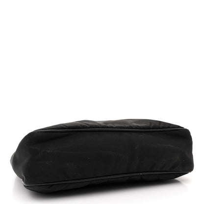 Prada Nylon Re-Edition 2005 Shoulder Bag Black 4 of 14