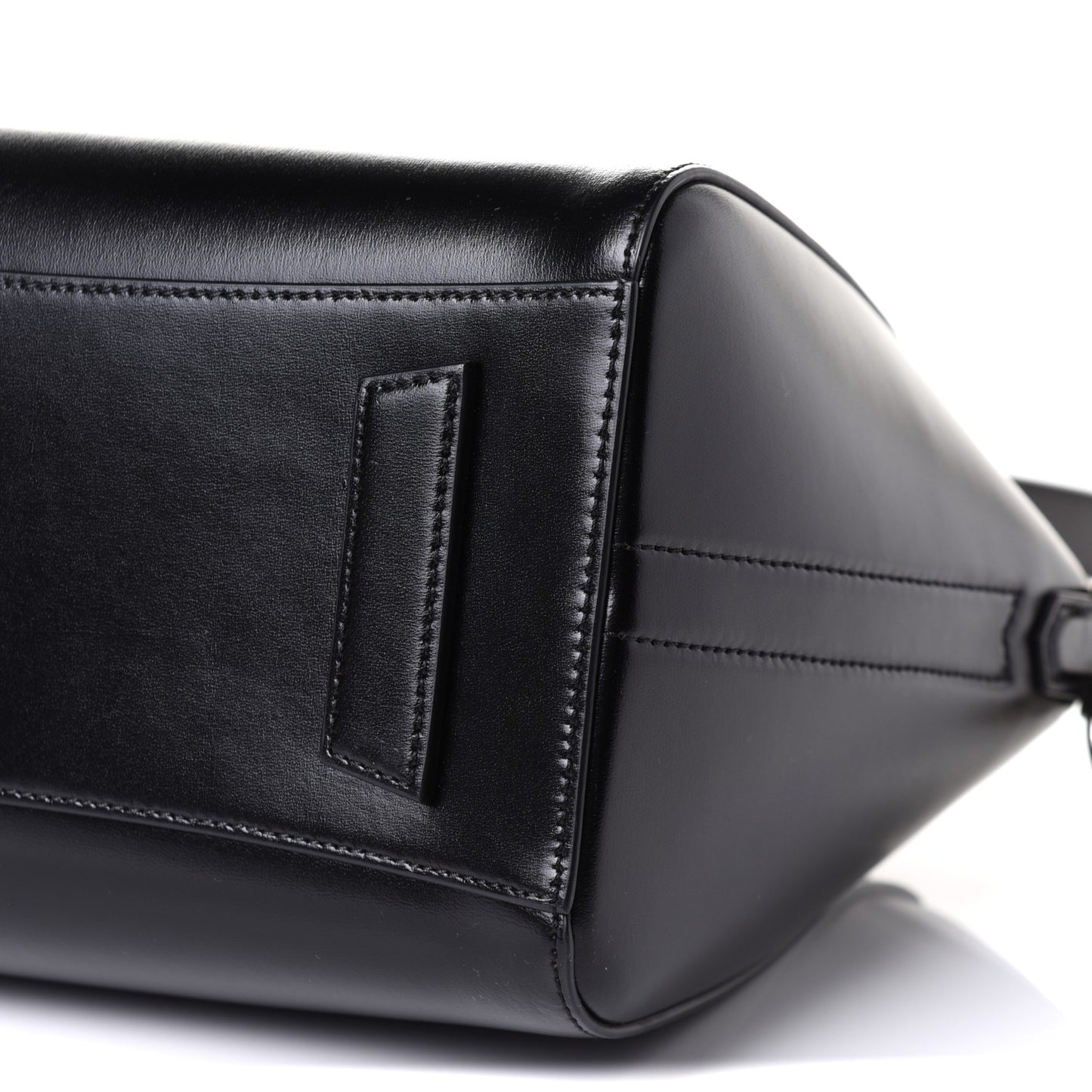 Shiny Lord Calfskin Small Antigona Black
