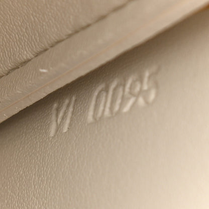 Louis Vuitton Vernis Lexington Pochette Perle 7 of 13