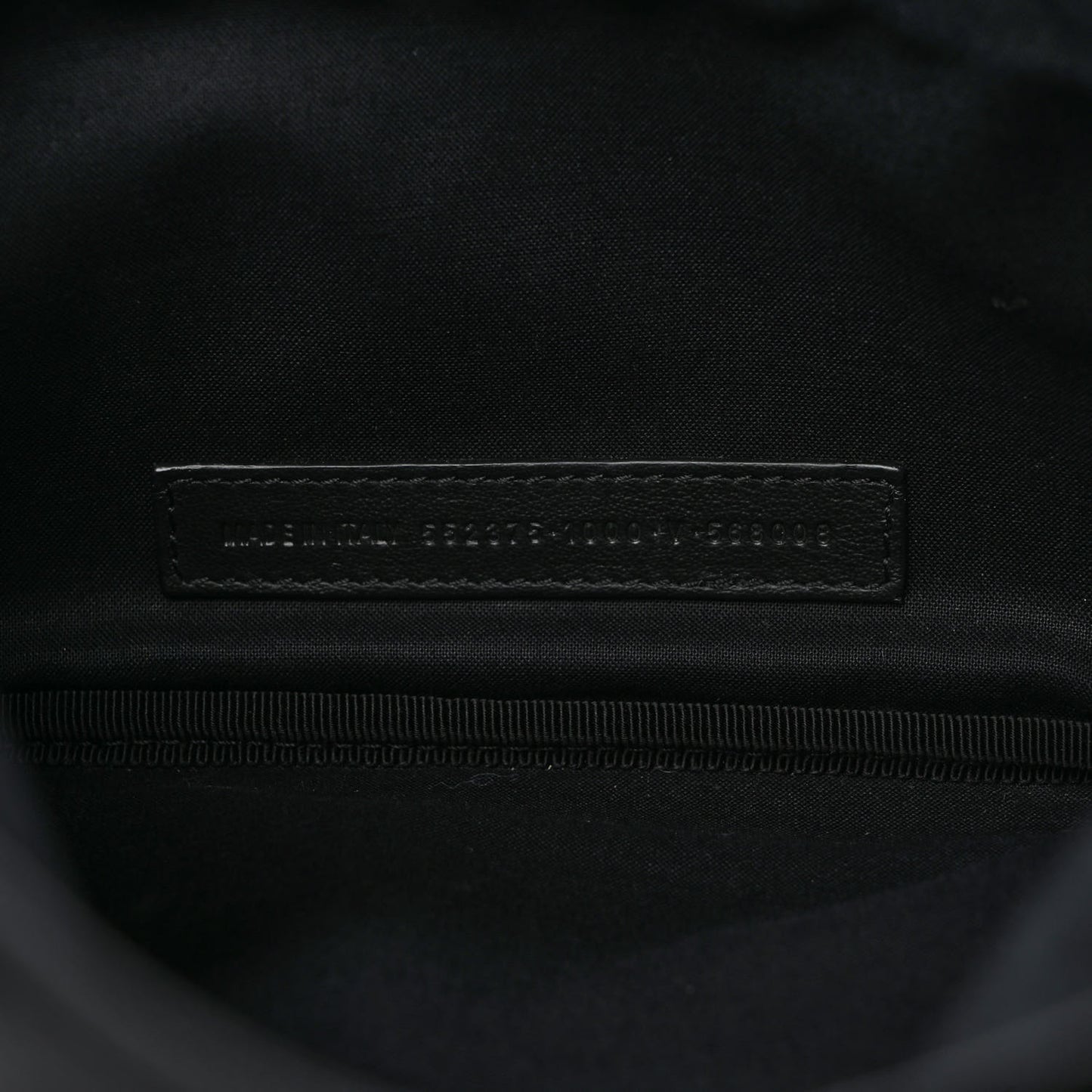 Smooth Calfskin Logo Large Everyday Beltpack Black White