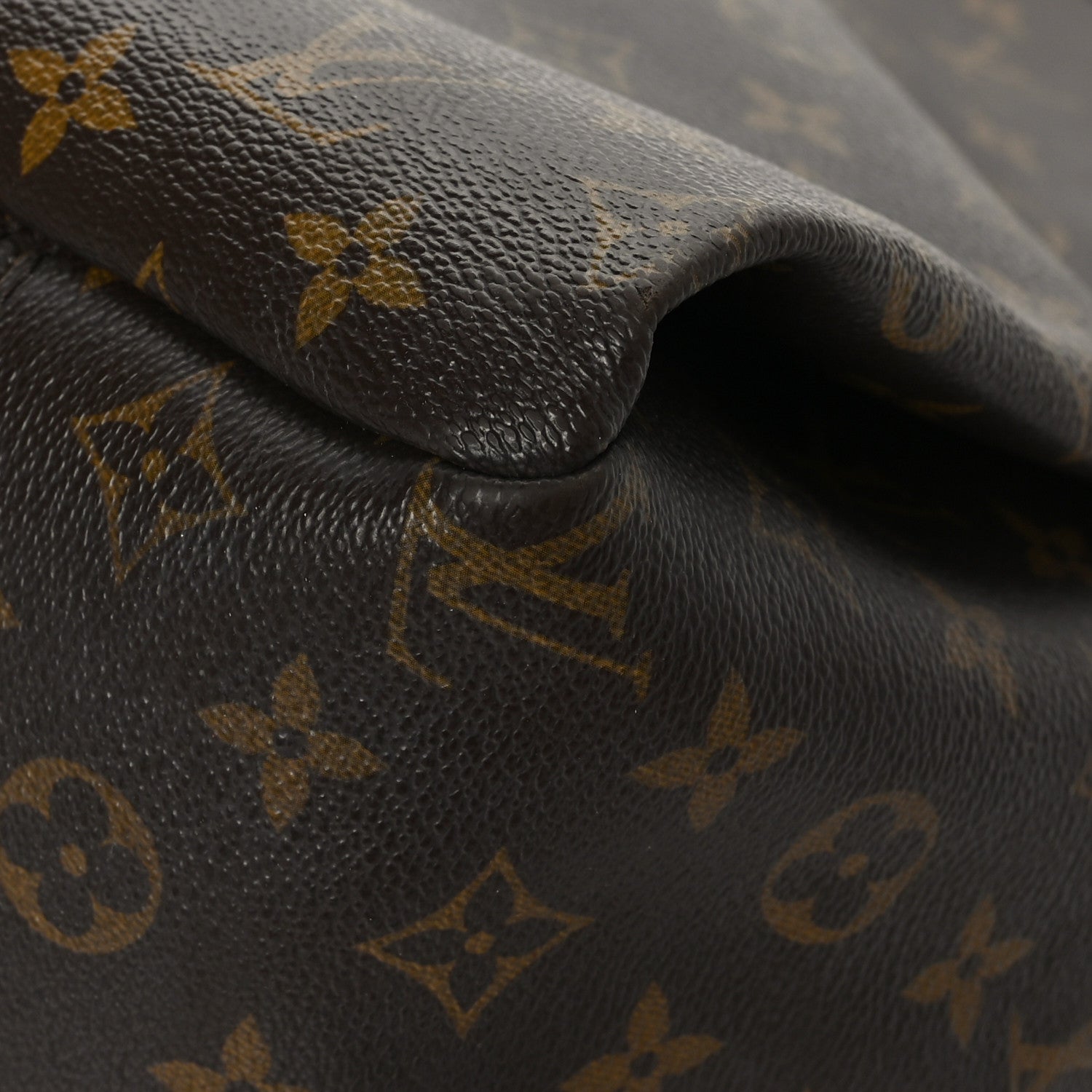 Louis Vuitton Monogram Artsy GM 8 of 10