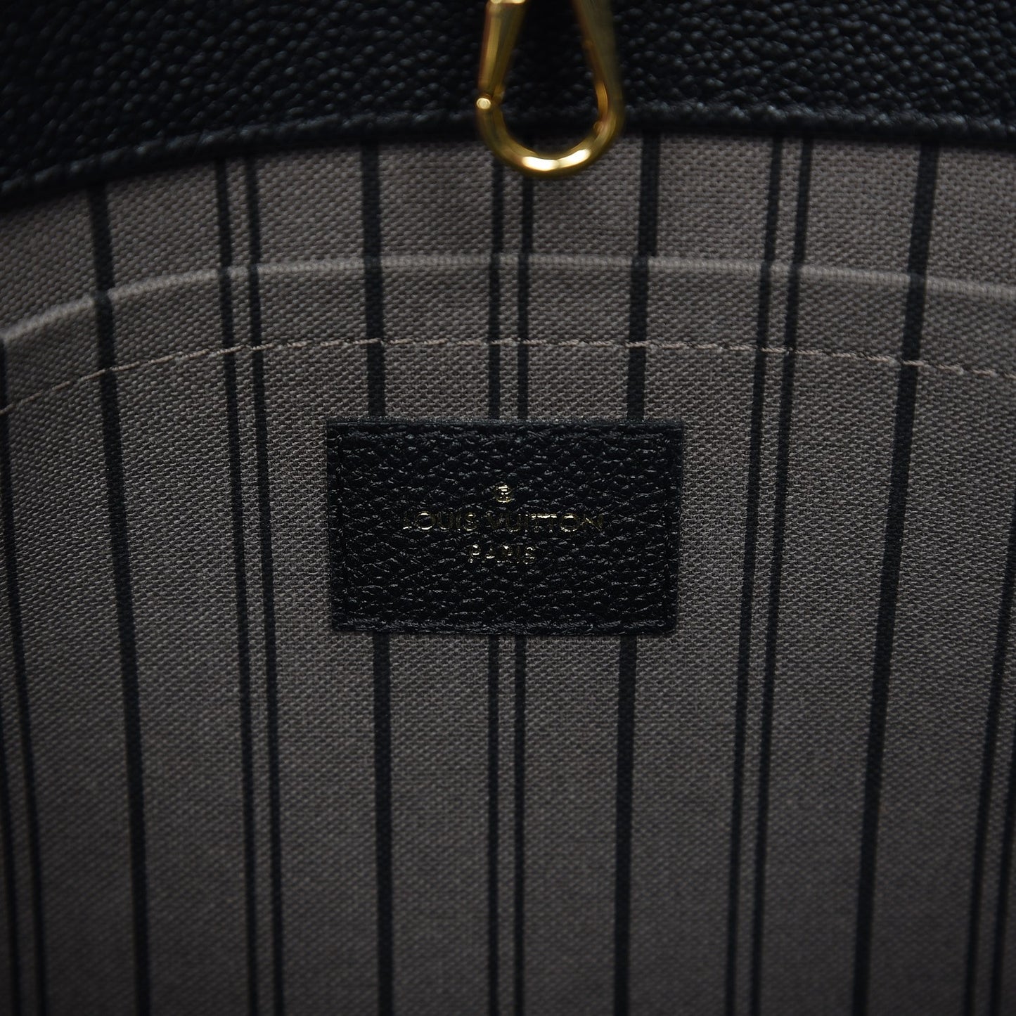 Empreinte Montaigne MM Black