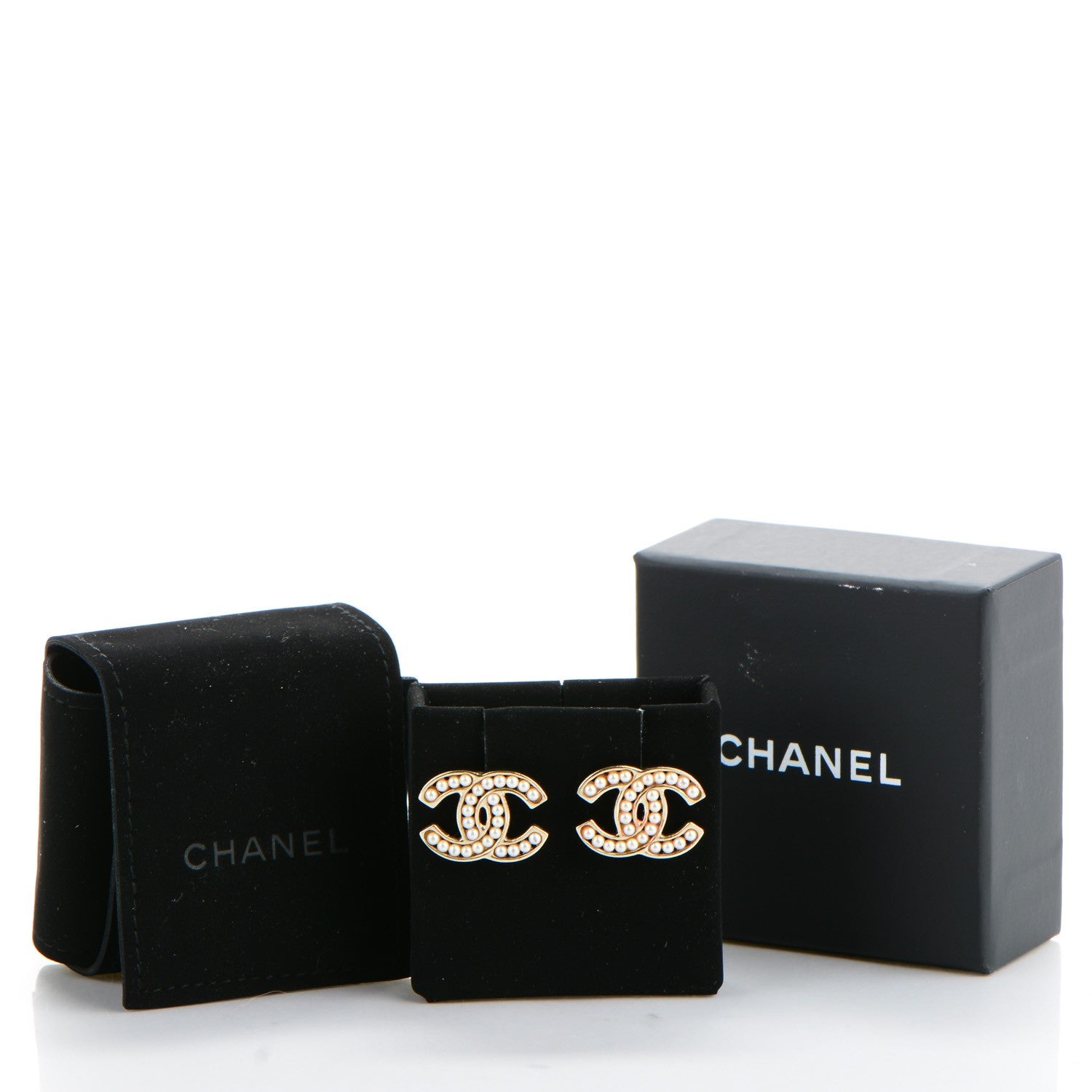 Chanel Pearl CC Earrings Gold 5 of 5