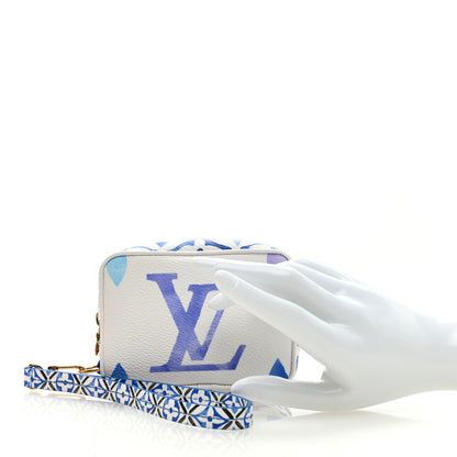 Louis Vuitton LOUIS VUITTON Monogram Giant By The Pool 2.0 Wapity Case Blue 2 of 7