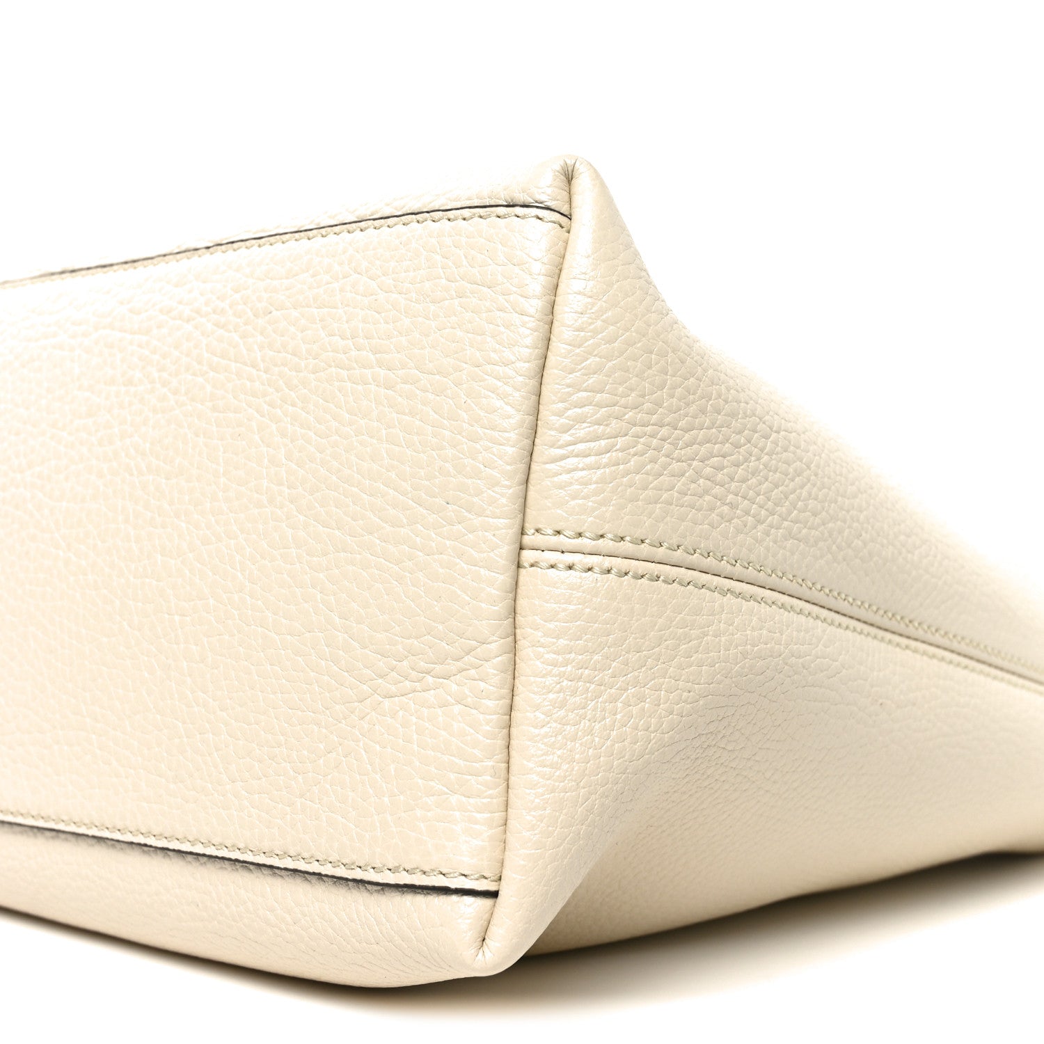 Gucci Pebbled Calfskin Medium Soho Chain Shoulder Bag Off White 10 of 10