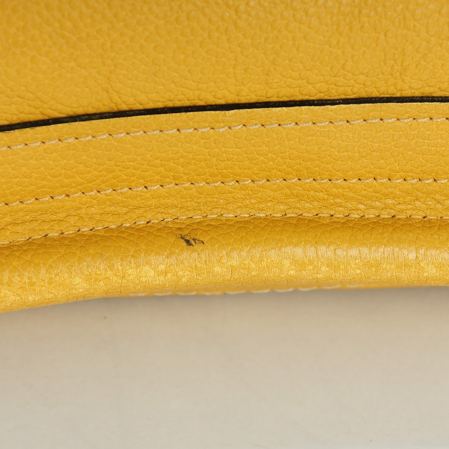 Calfskin Medium Paraty Mustard