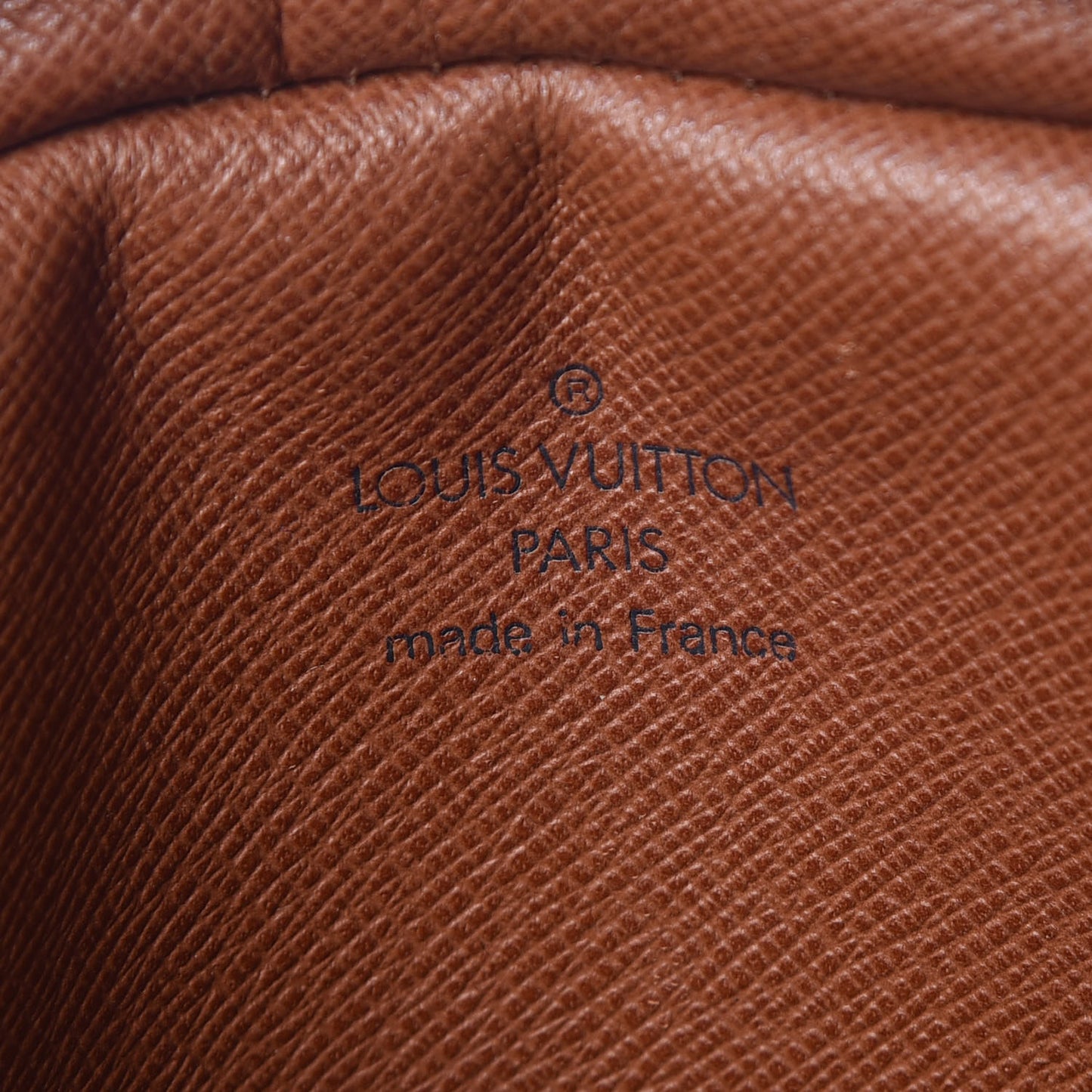 Monogram Amazone