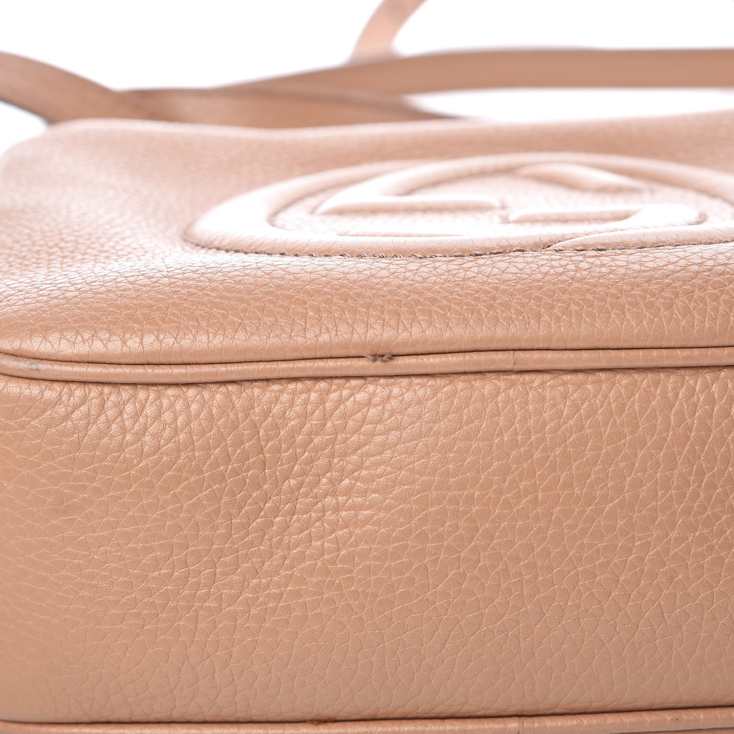 Pebbled Calfskin Small Soho Disco Bag Camelia