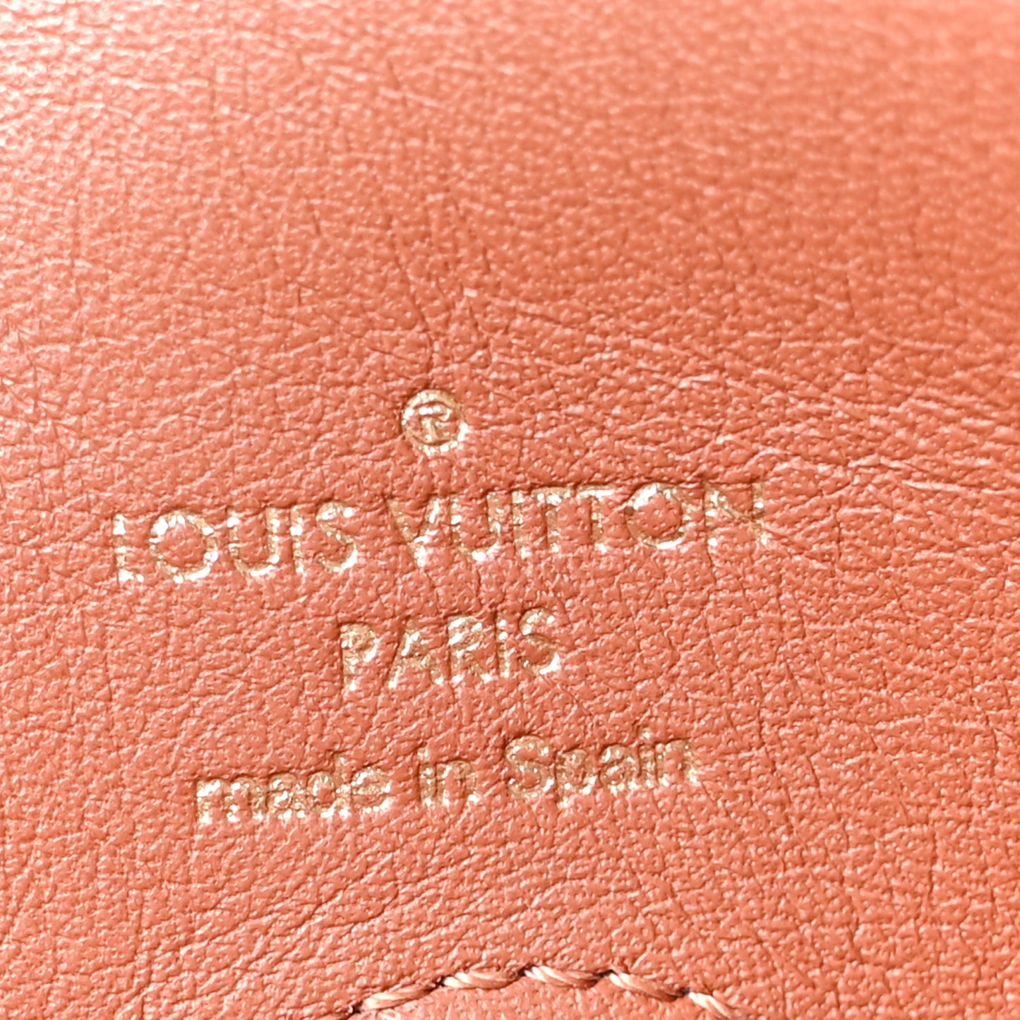 Monogram Tuileries Besace Caramel Rouge