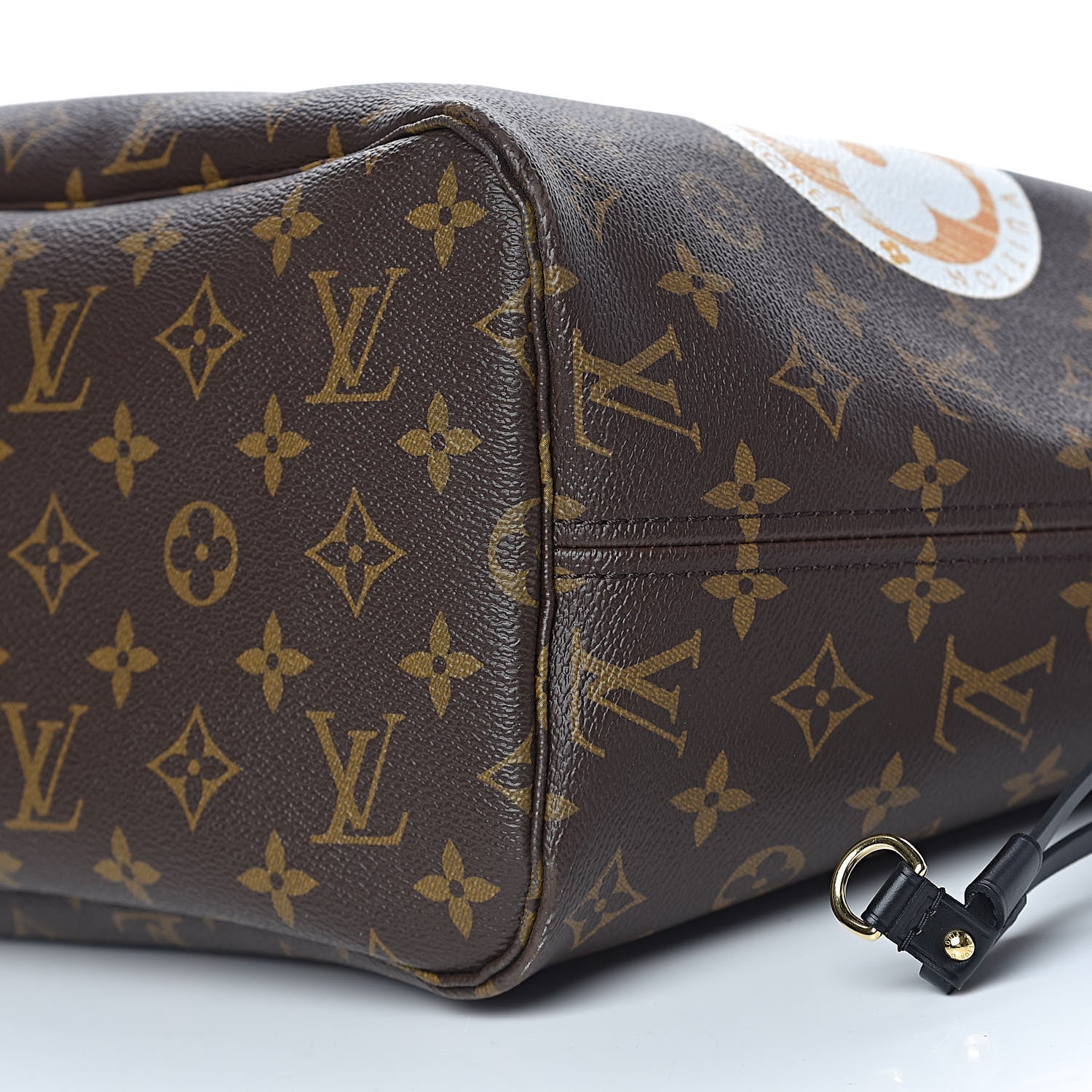 Louis Vuitton Monogram World Tour Neverfull MM 8 of 9