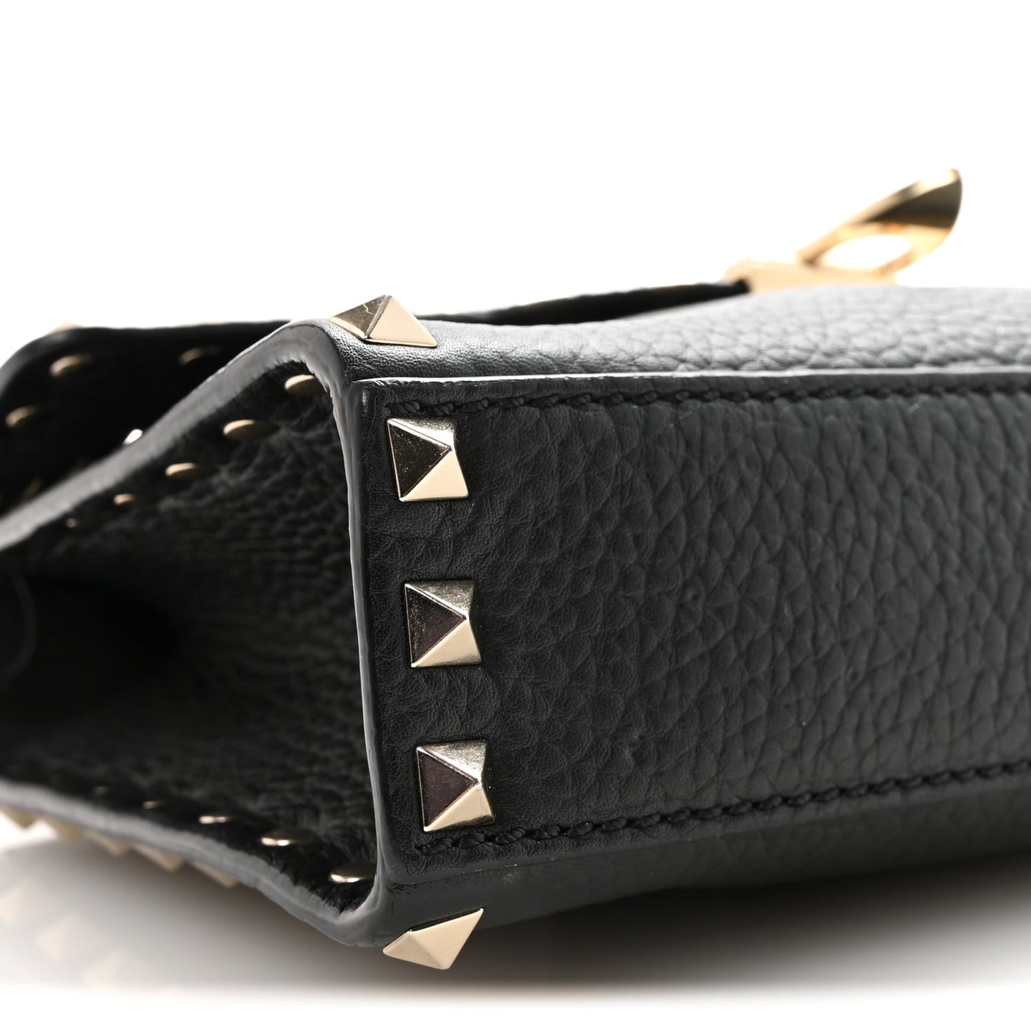 Pebbled Calfskin Medium Rockstud Flip Lock Crossbody Bag Black