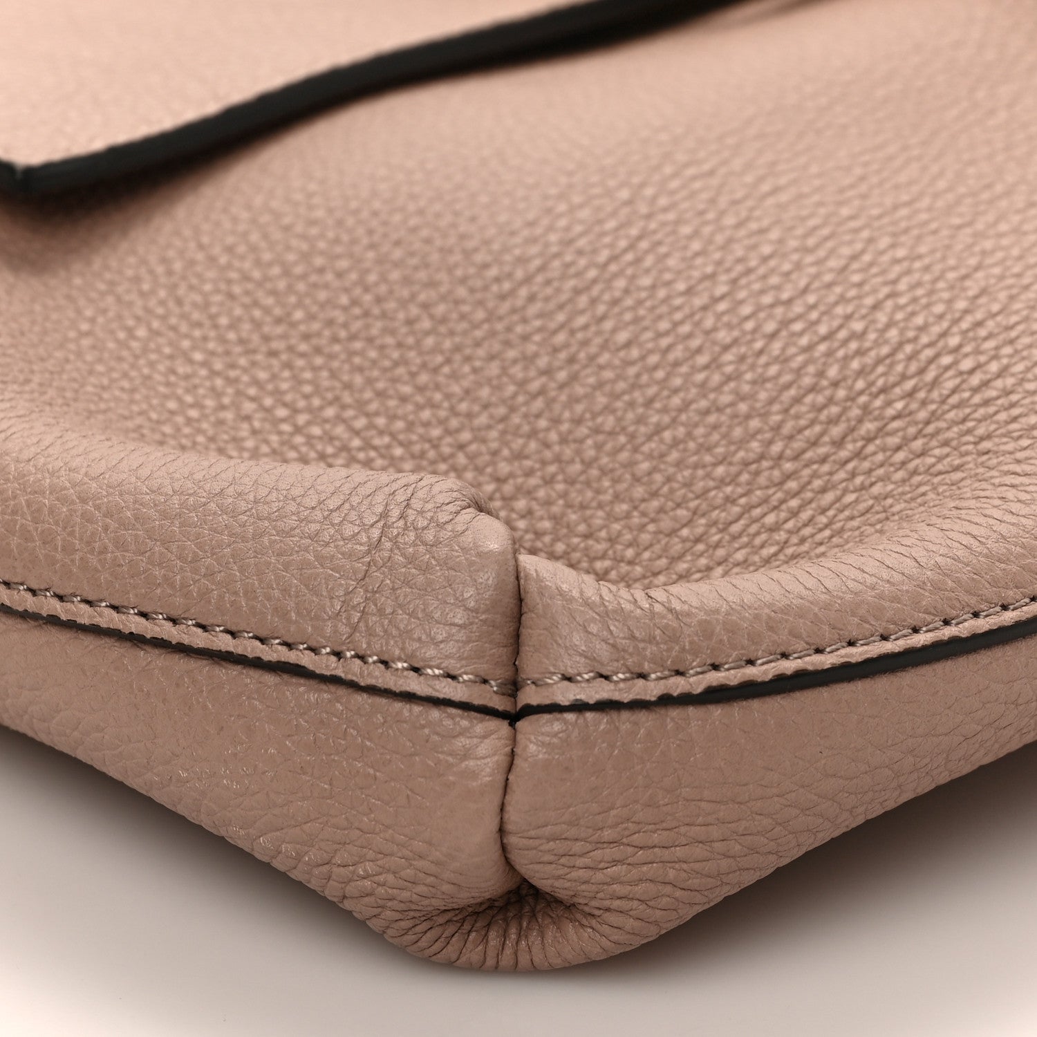 Valentino Garavani Pebbled Calfskin Medium VRing Chain Shoulder Bag Poudre 7 of 8