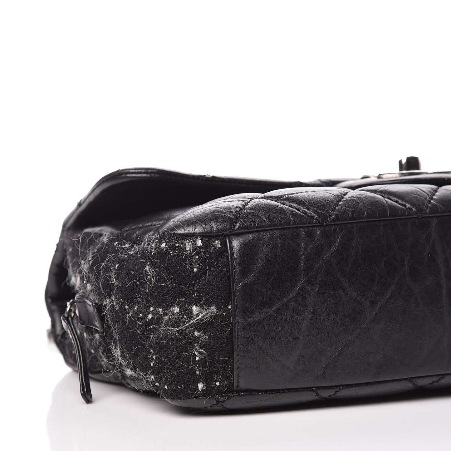 Aged Calfskin Tweed Jumbo New Portobello Flap Black