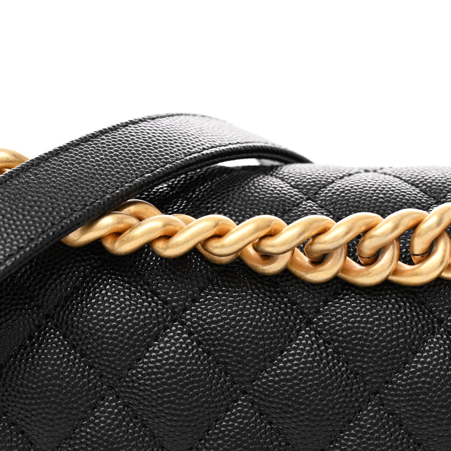Caviar Quilted Medium Boy Flap Black