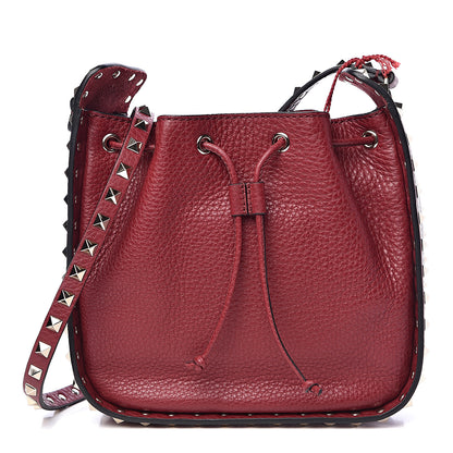 Valentino Garavani Grained Calfskin Rockstud Bucket Bag Rubino 1 of 9