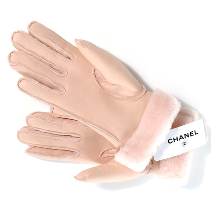 Chanel Leather Quilted CC Gloves 7.5 Light Pink 2 of 8