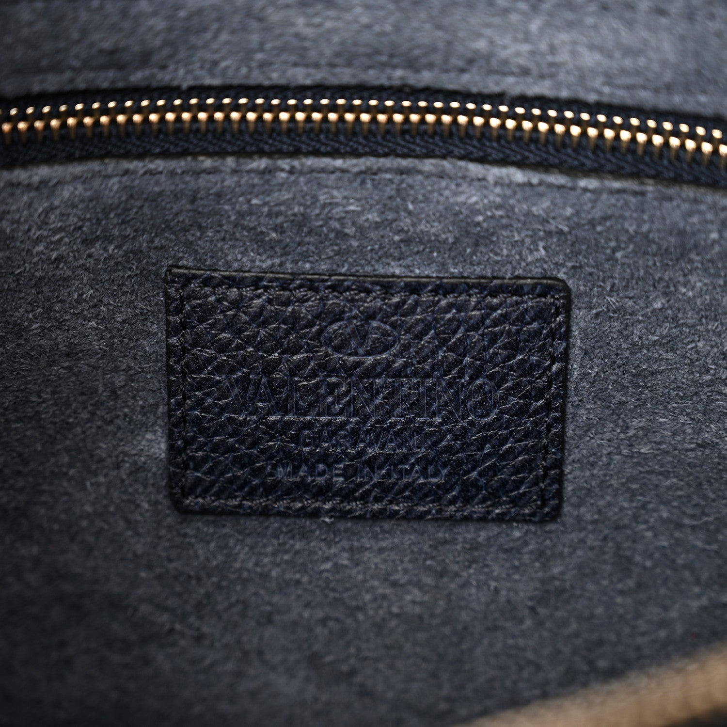 Valentino Garavani Pebbled Calfskin Small Rockstud Single Handle Flap Bag Deep Denim 6 of 9