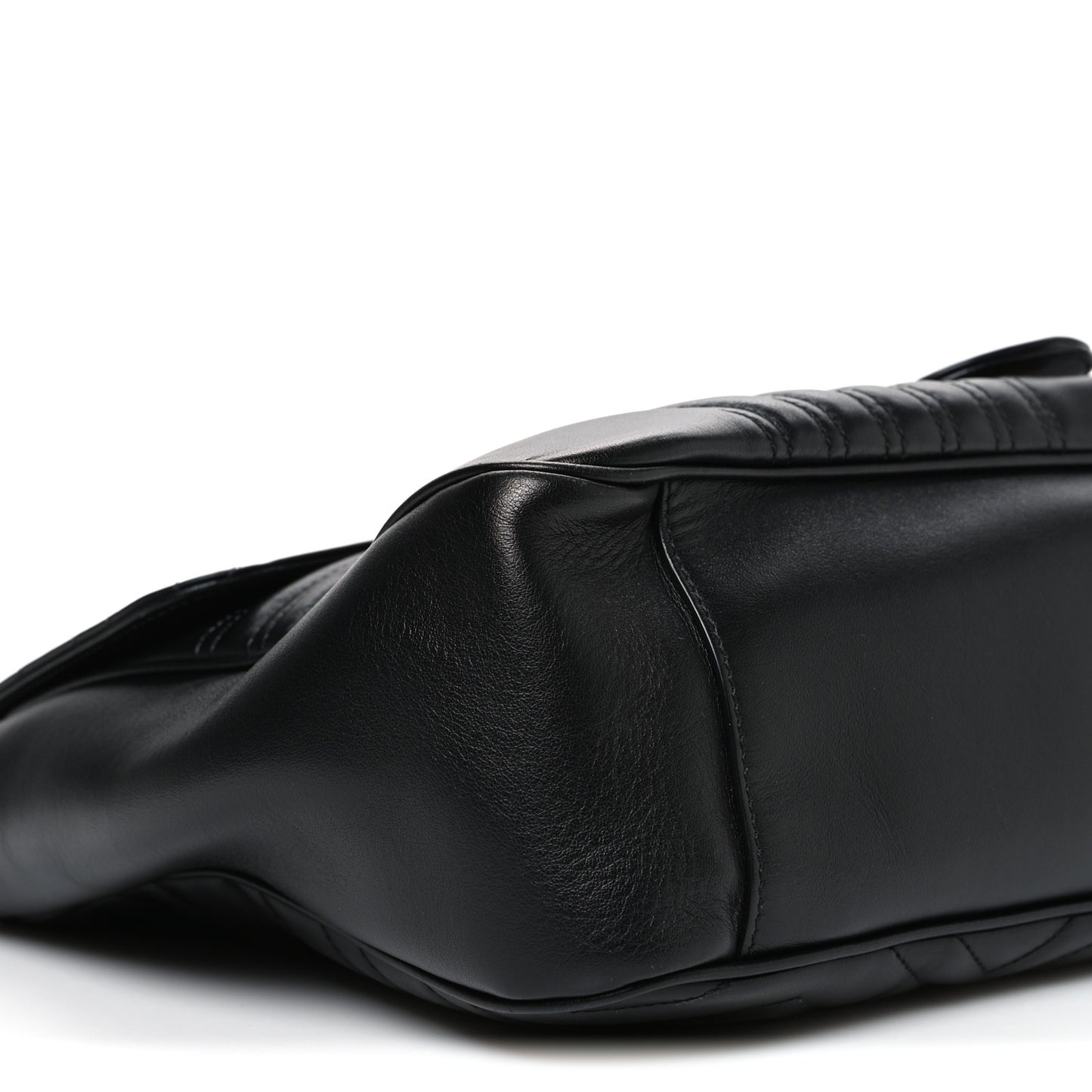 Calfskin Matelasse Large GG Marmont Shoulder Bag Black