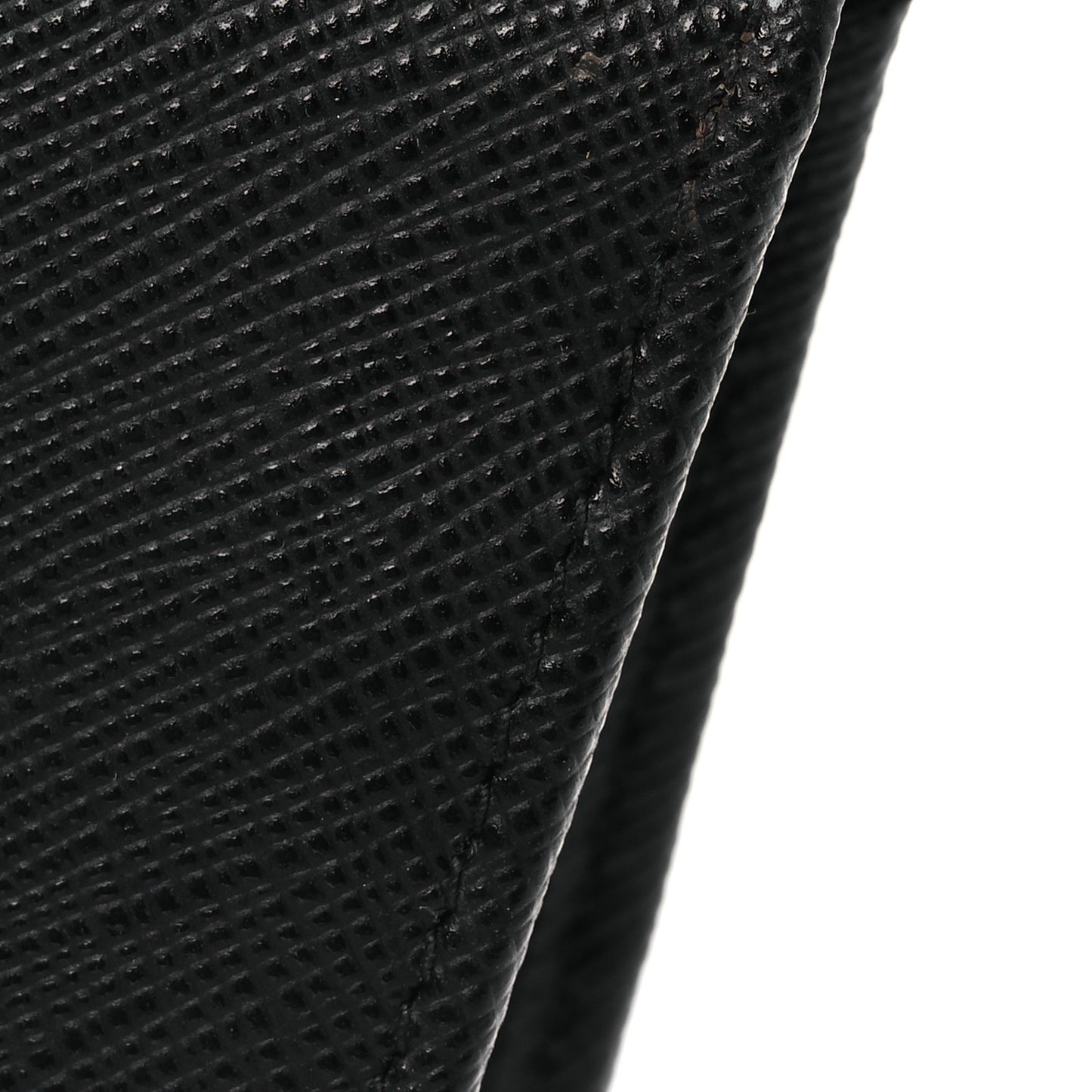 Saffiano Small Triangle Wallet Black