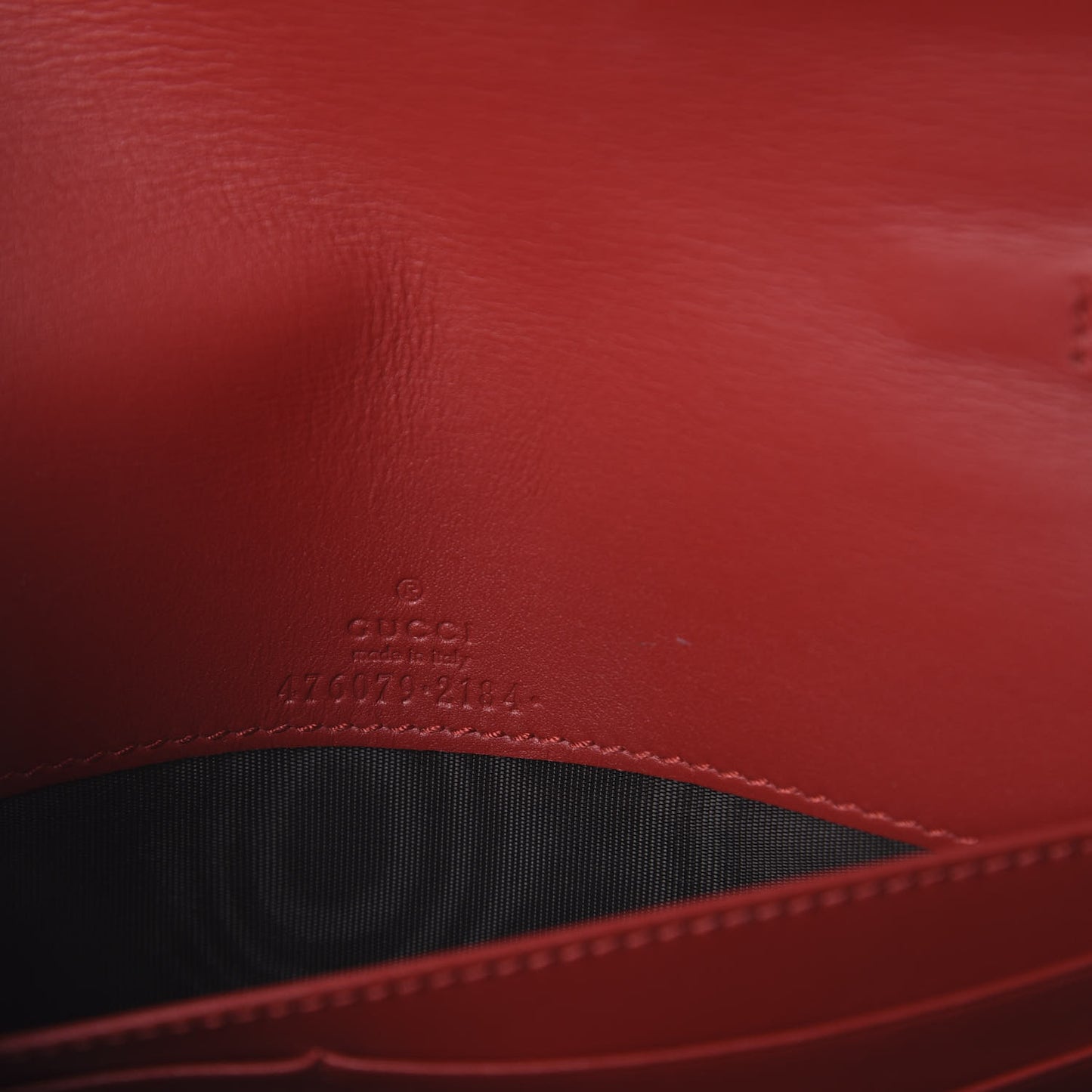Calfskin Queen Margaret Chain Wallet Blue Agata Hibiscus Red Mystic White