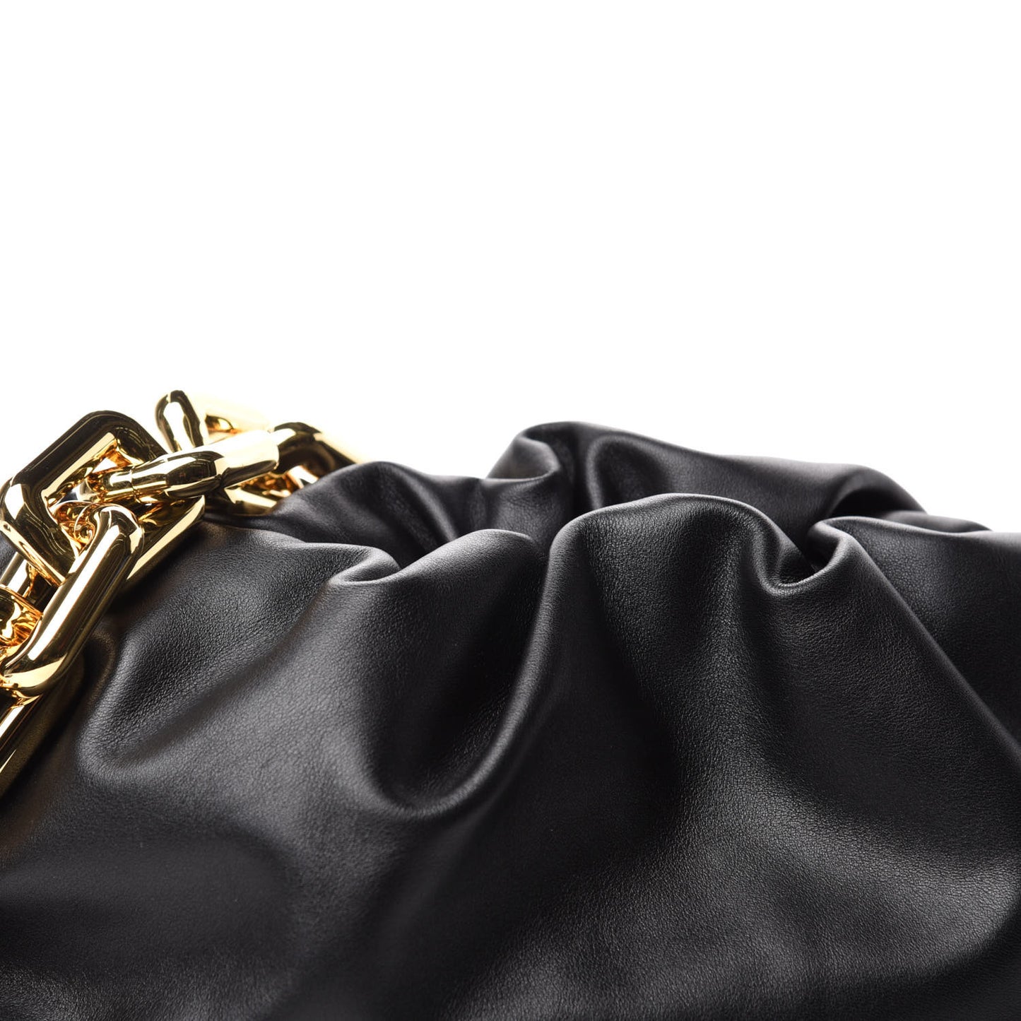 Calfskin The Pouch Chain Black