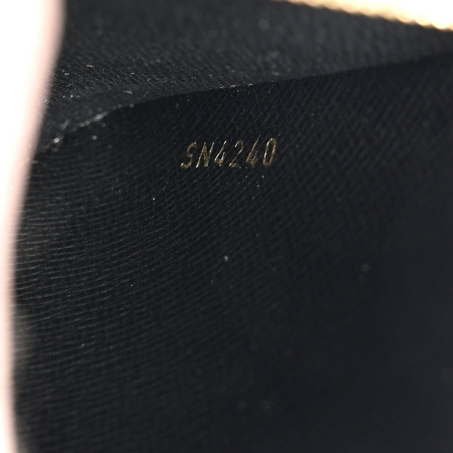 Louis Vuitton Reverse Monogram Giant Trio Pouch 7 of 9