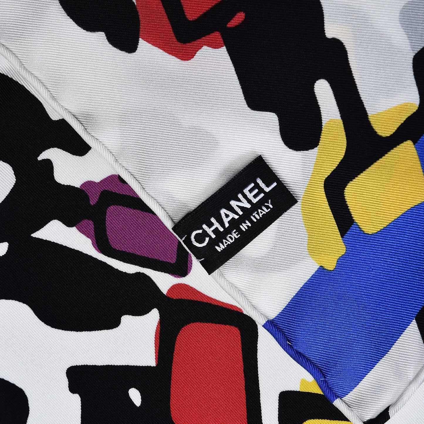 Silk CC Demonstrate Scarf White Black