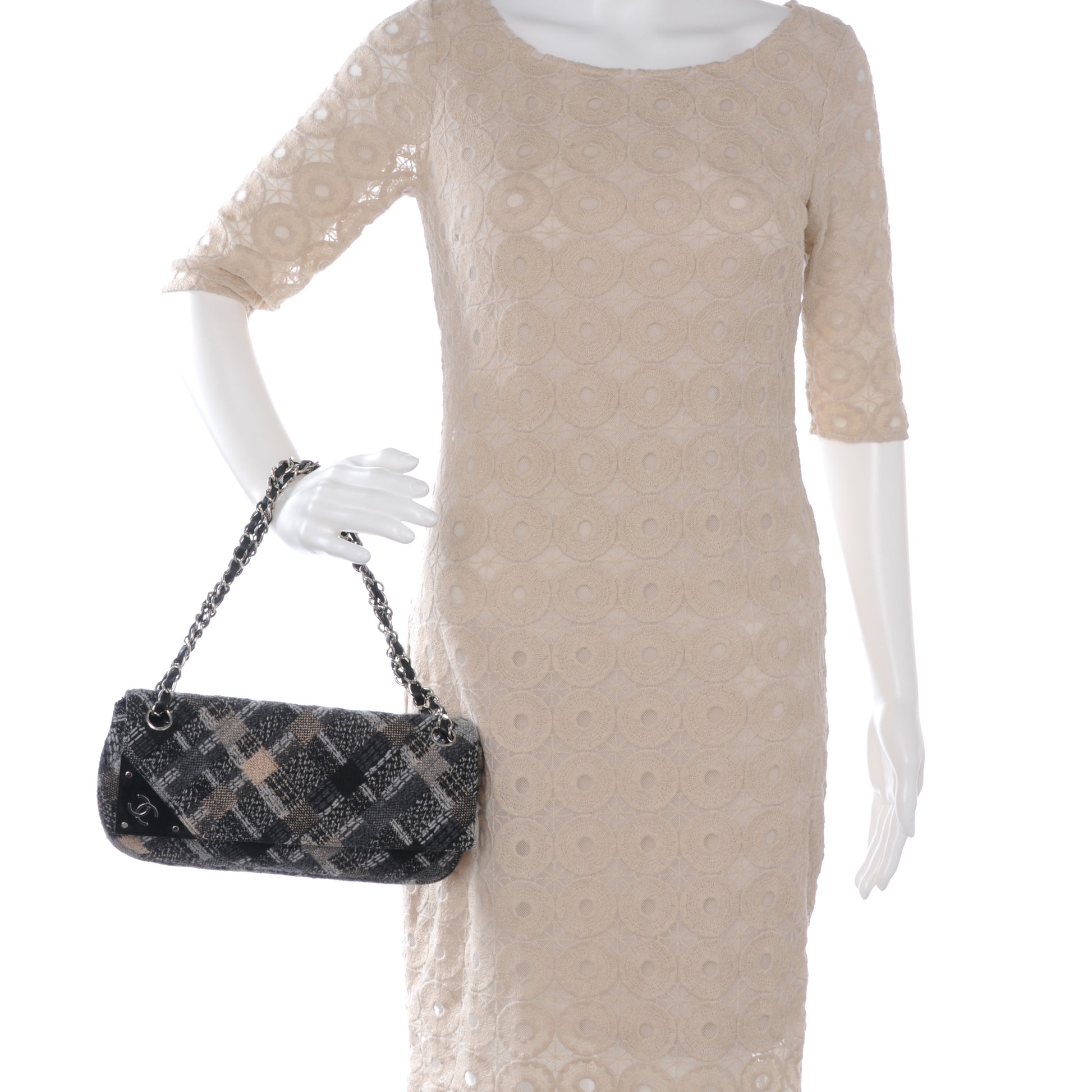 Chanel Woven Tweed CC Flap 2 of 7