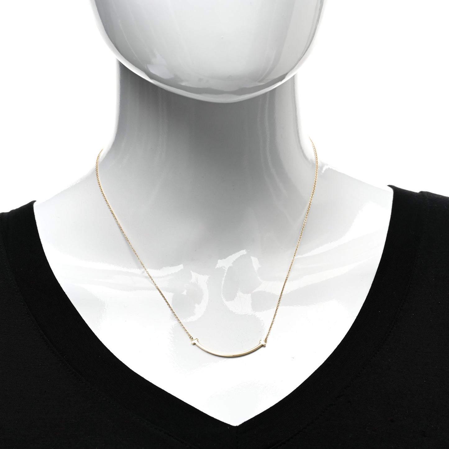18K Yellow Gold Small T Smile Pendant Necklace