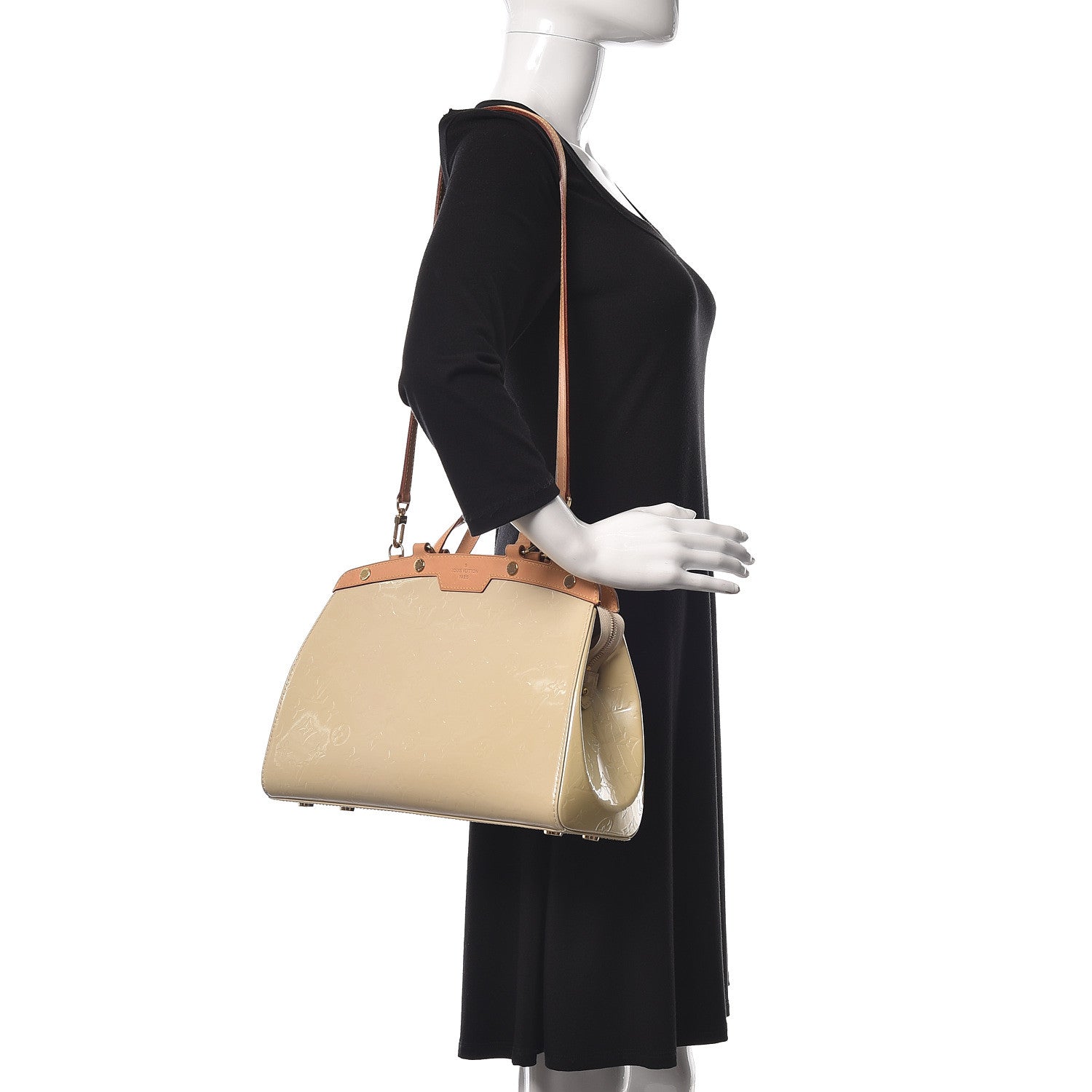 Louis Vuitton Vernis Brea MM Blanc Corail 2 of 14