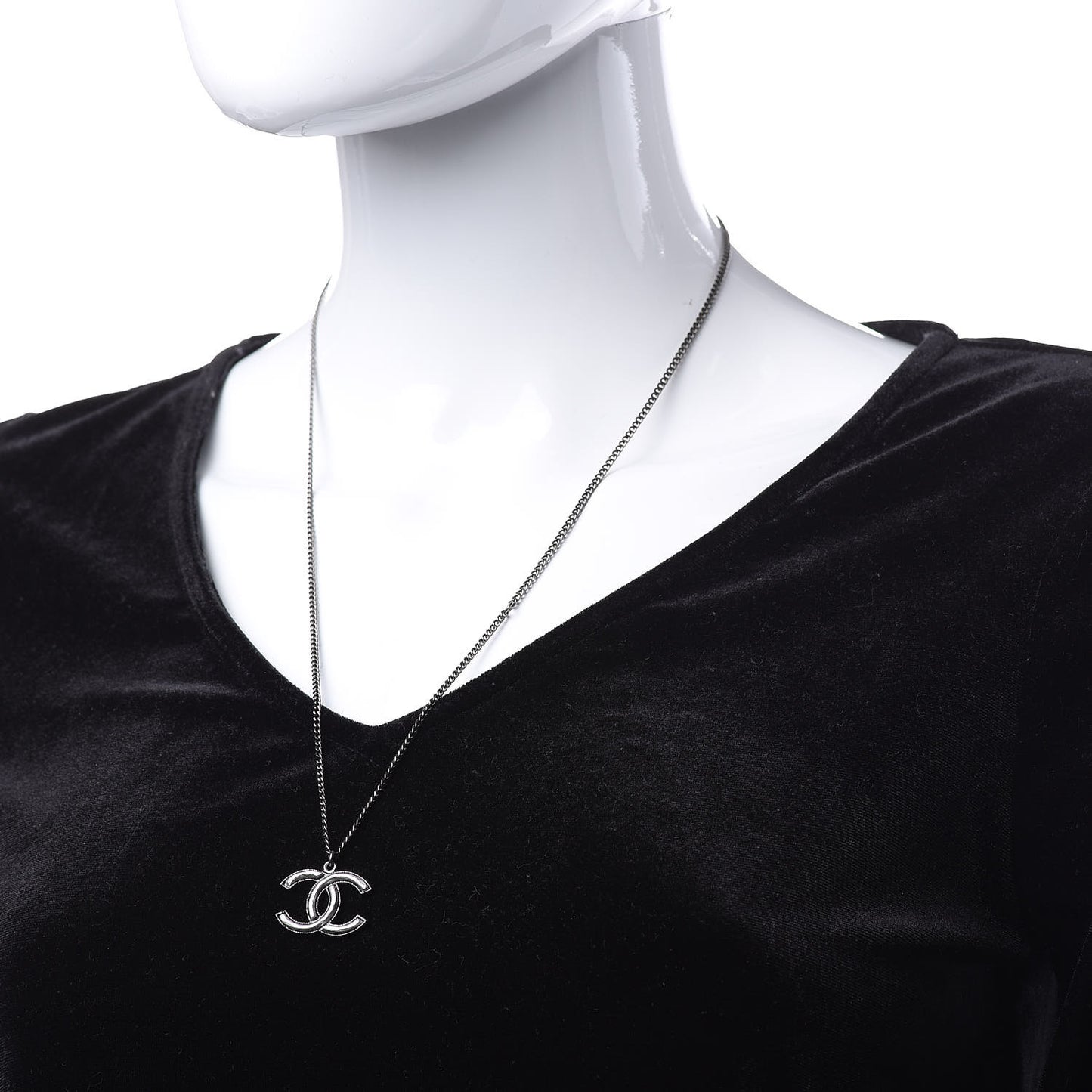 Ruthenium Enamel CC Necklace Silver