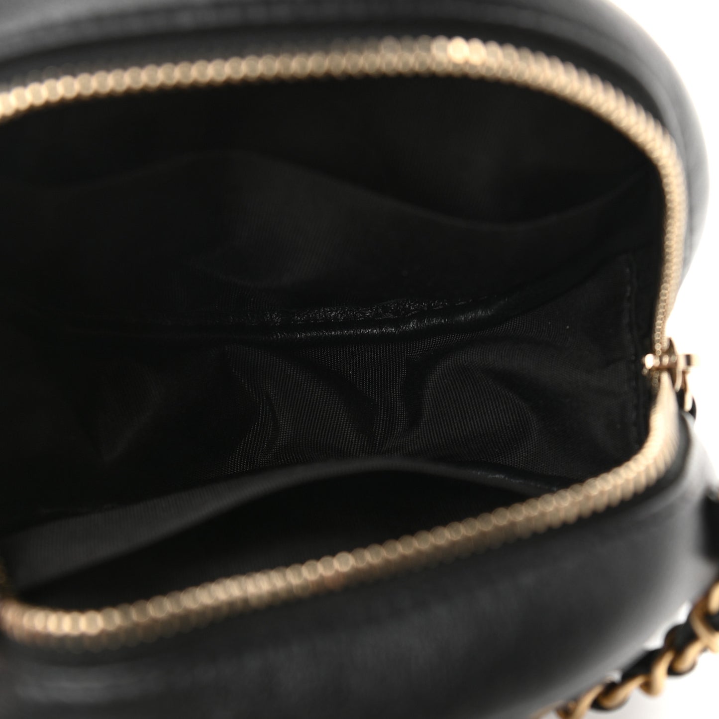 Lambskin Quilted Studded Round Clutch With Chain Black
