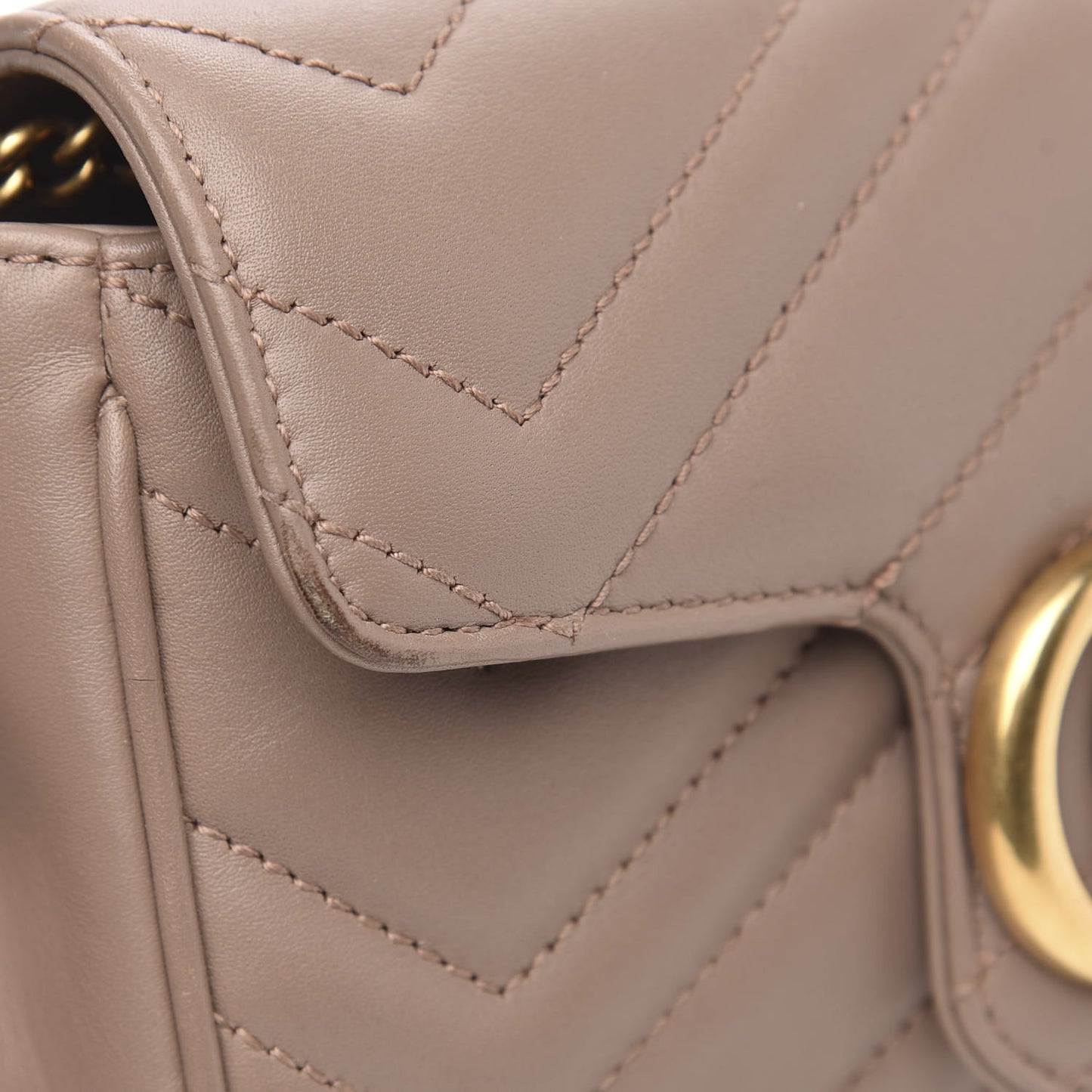 Calfskin Matelasse Super Mini GG Marmont Shoulder Bag Porcelain Rose