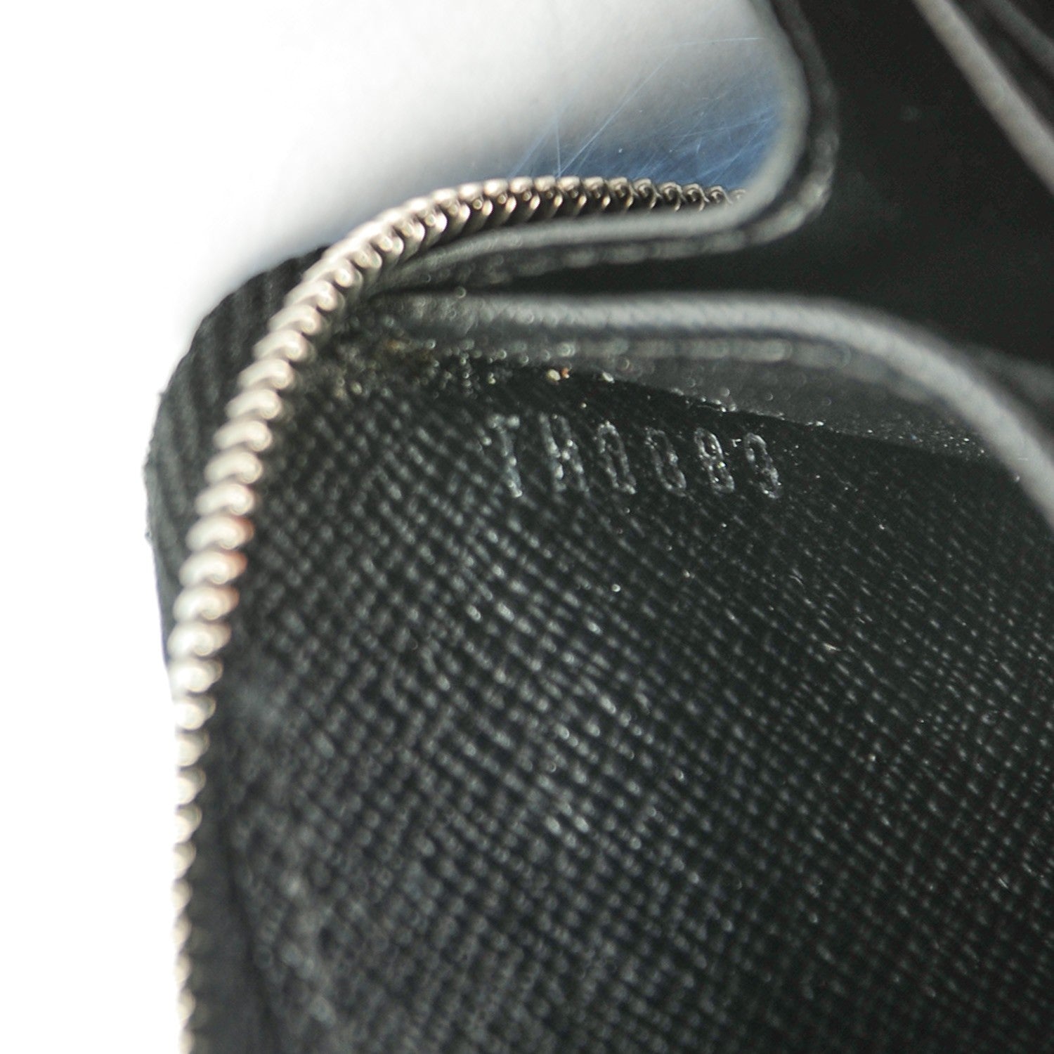 Louis Vuitton Epi Zippy Coin Purse Black 7 of 7