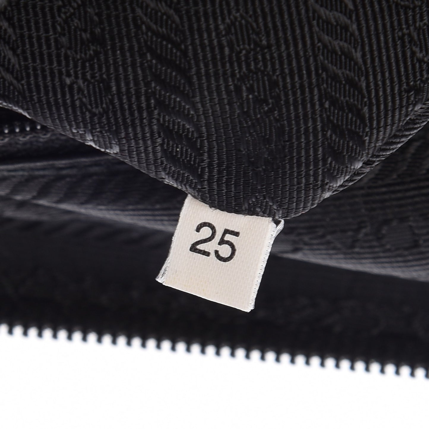 Nylon Vela Messenger Bag Black