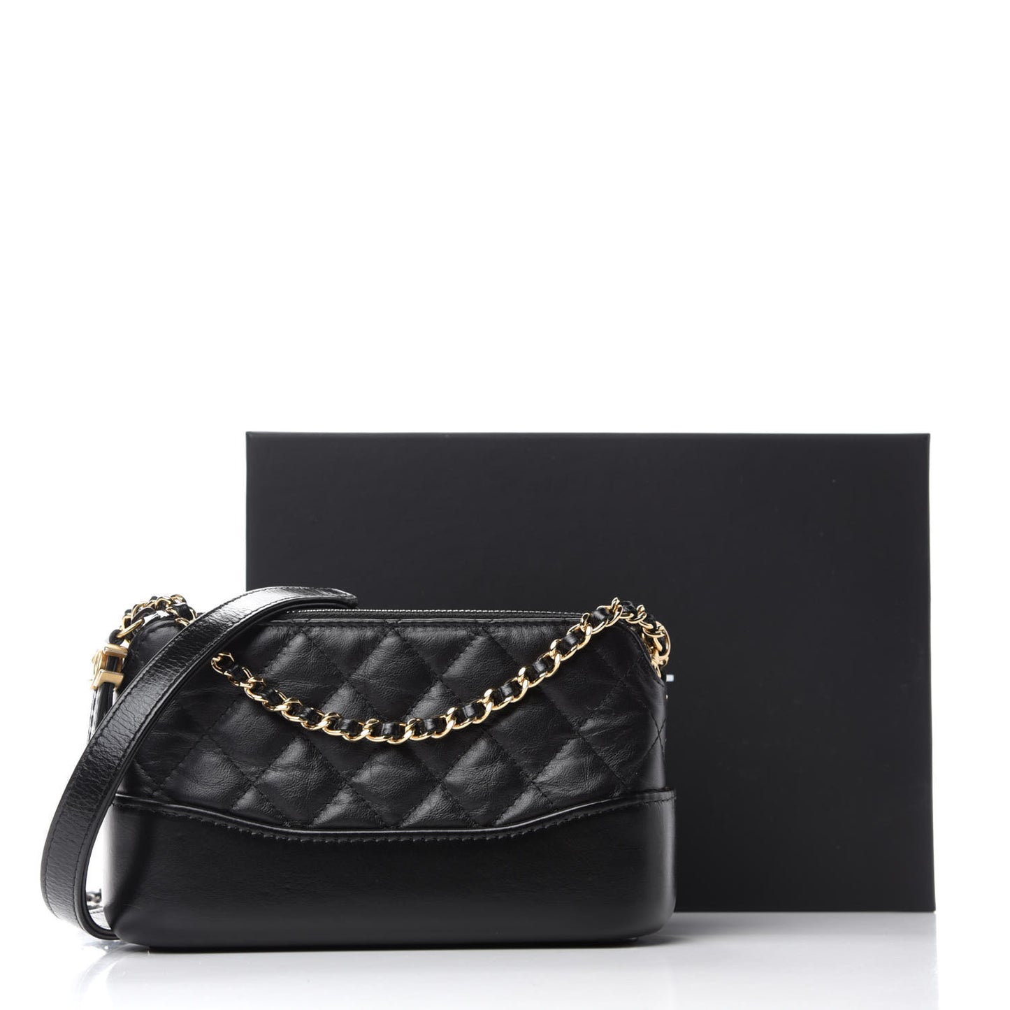 Aged Calfskin Quilted Small Gabrielle Clutch With Chain Black