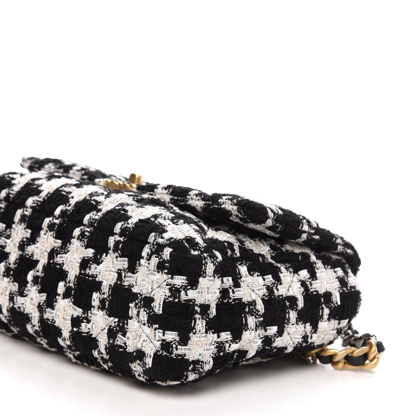 Tweed Quilted Large 19 Flap Black Ecru White