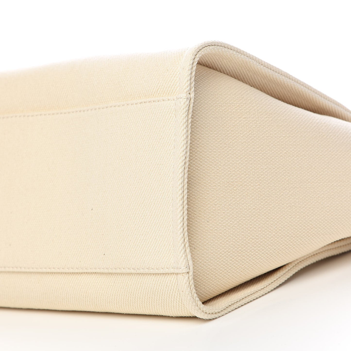 Canvas Pearl Medium Deauville Tote Ecru Beige