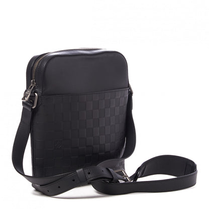 Louis Vuitton Damier Infini District Pochette Onyx 2 of 7