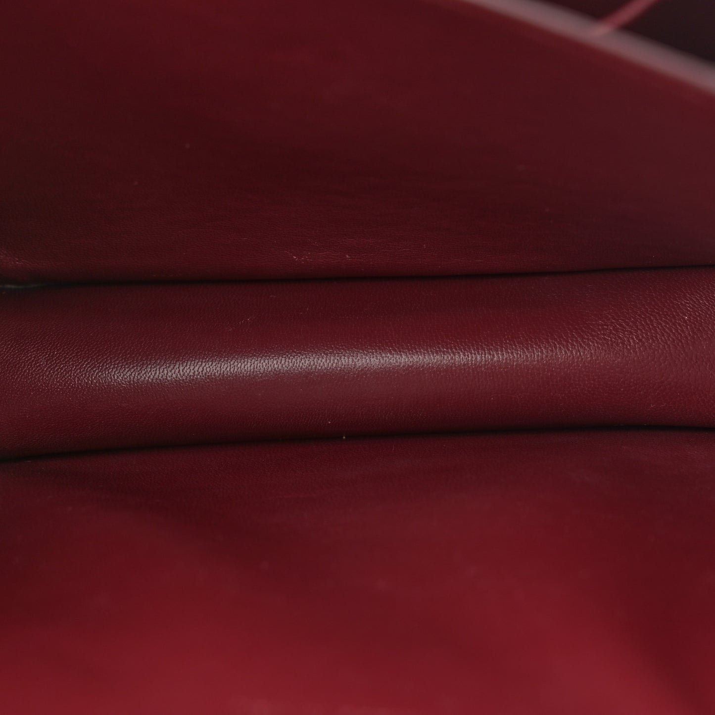 Box Calfskin Medium Classic Box Flap Bag Burgundy