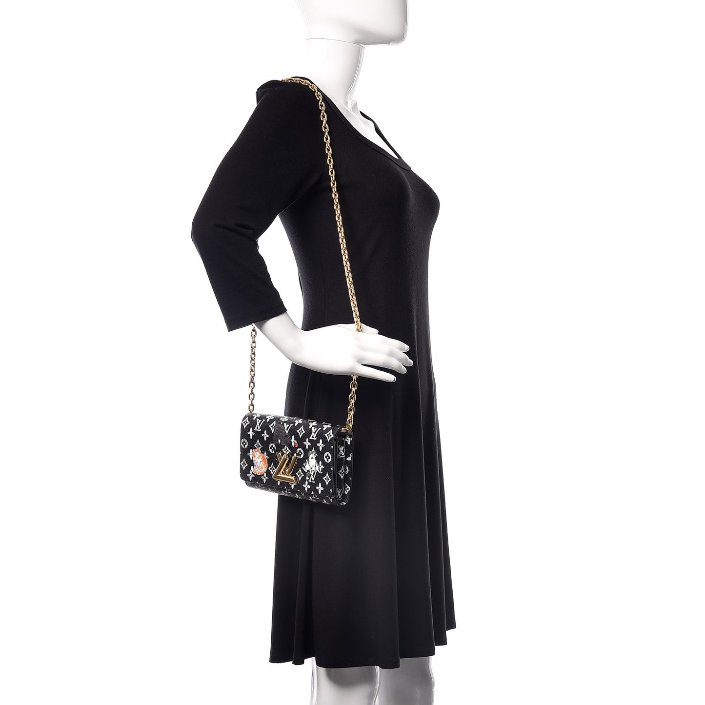 Catogram Twist Chain Wallet Black