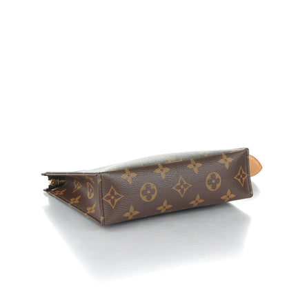 Louis Vuitton Monogram Toiletry Pouch 19 4 of 7