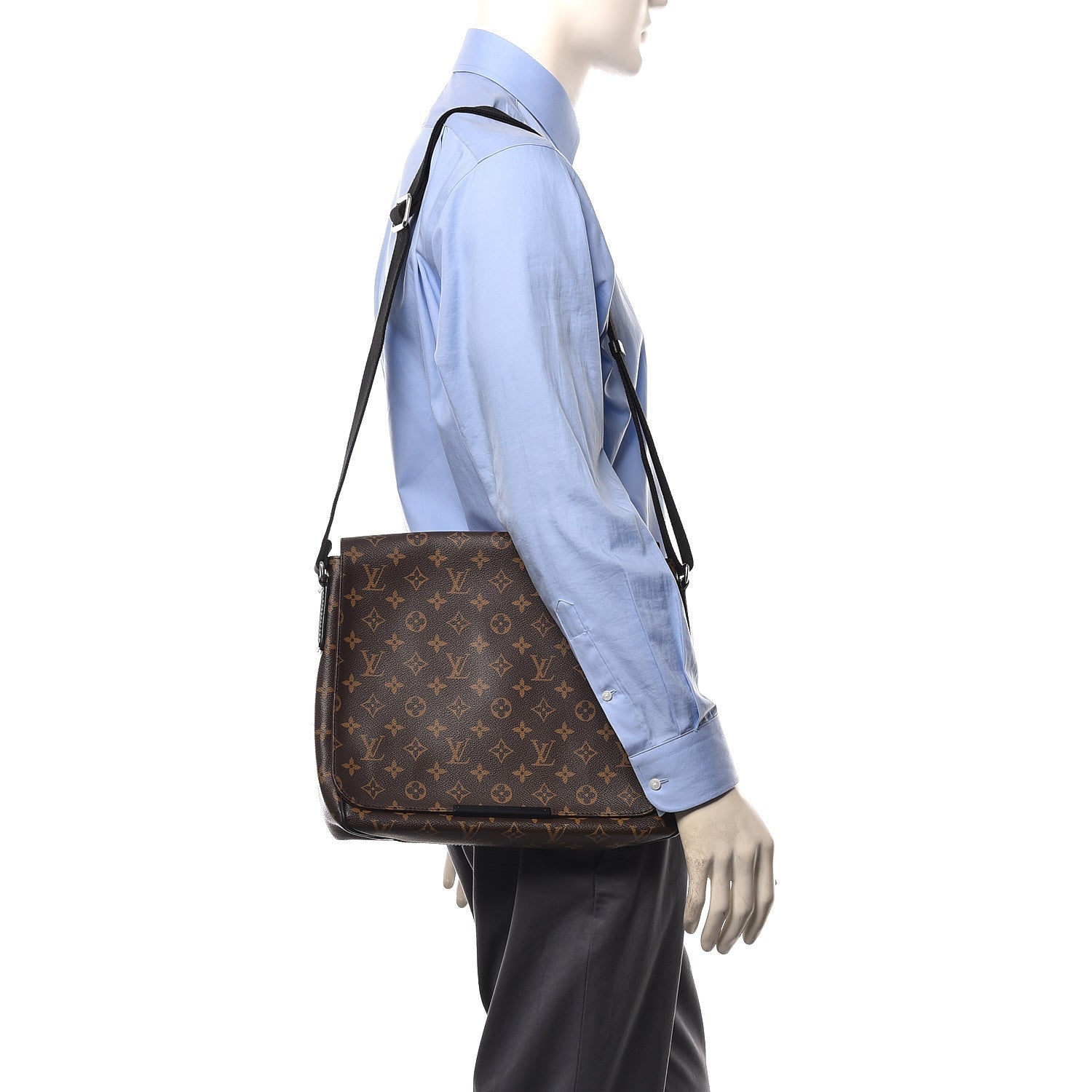 Louis Vuitton Monogram Macassar District MM 2 of 8