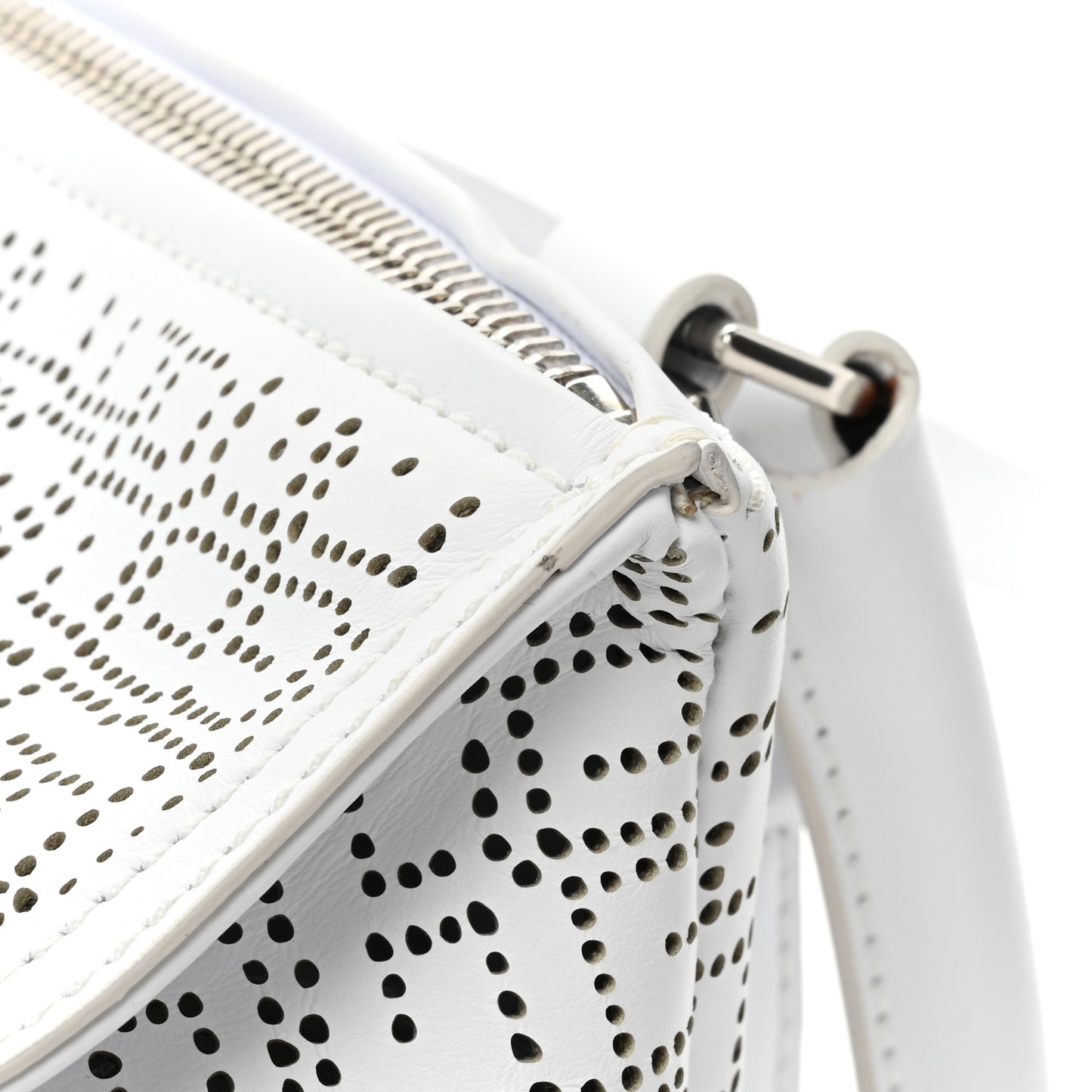 Lambskin Perforated Small Pandora Ivory