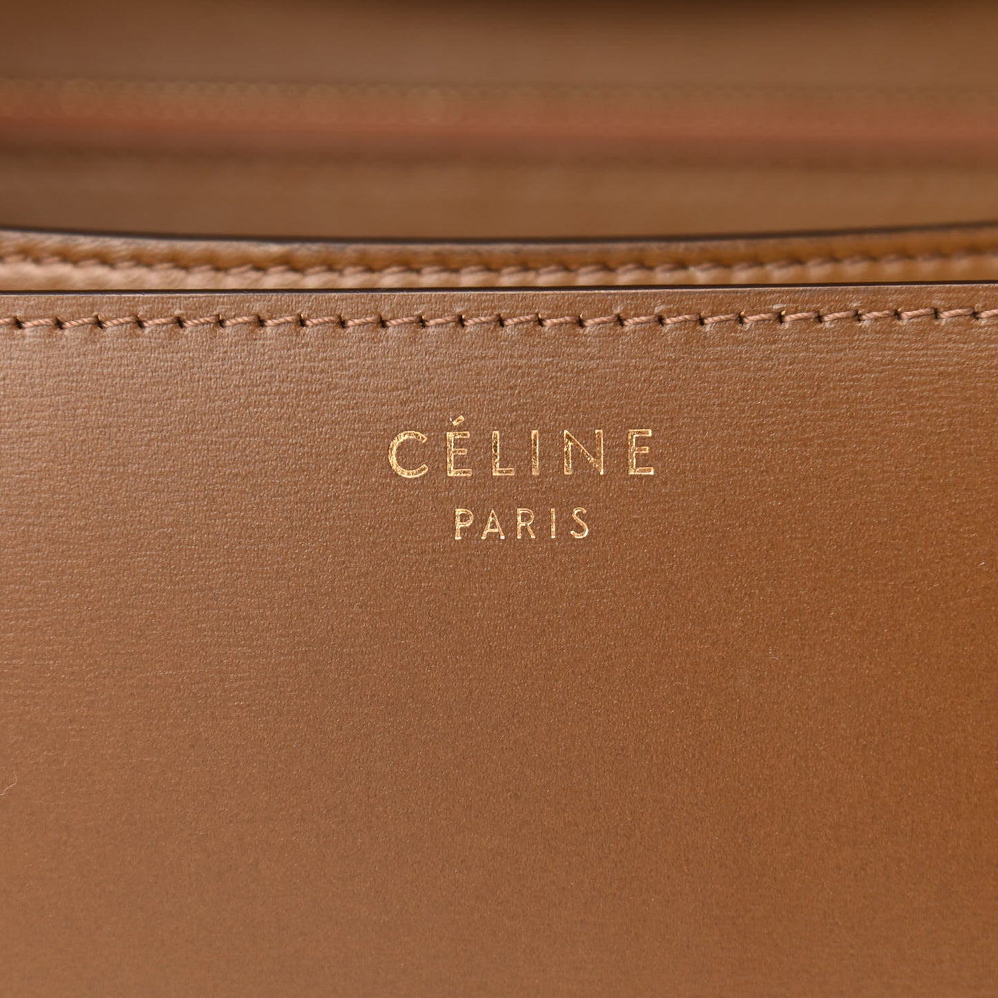 Box Calfskin Medium Classic Box Flap Bag Camel
