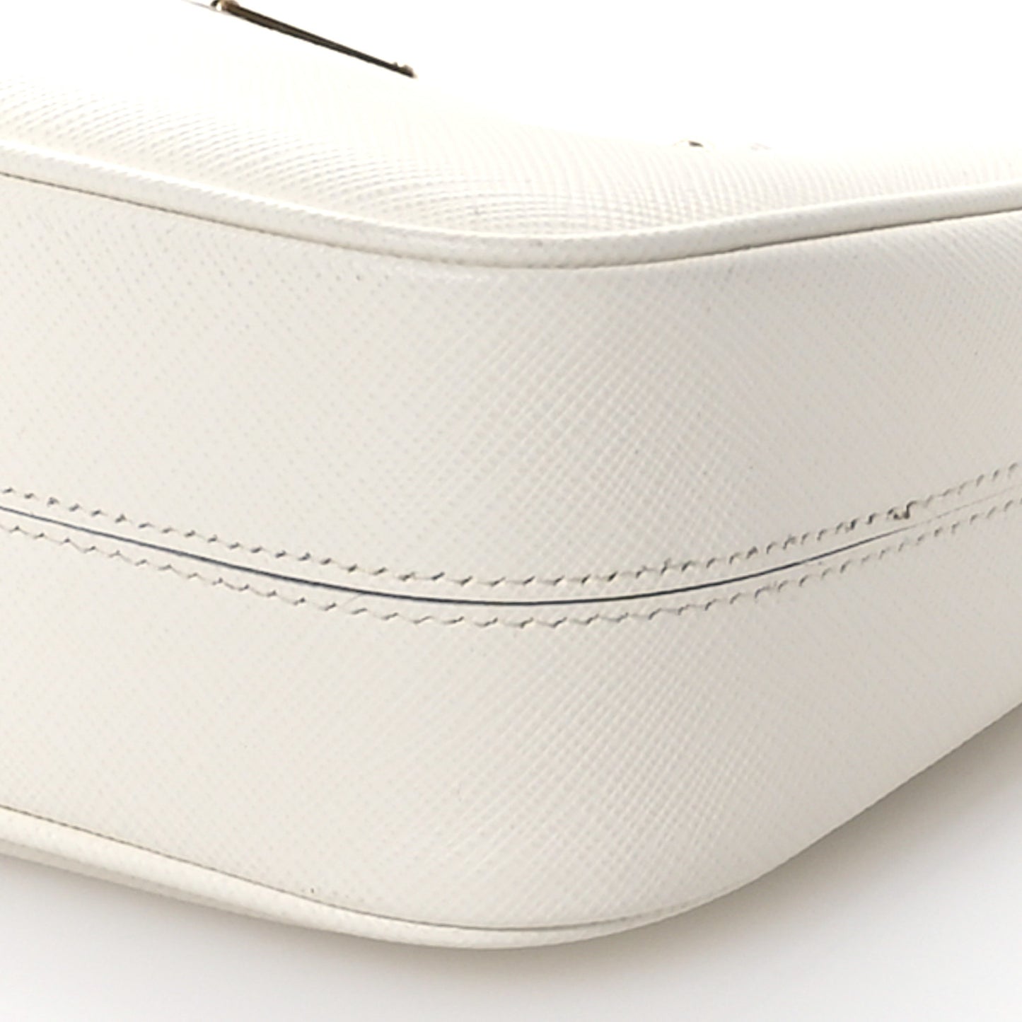Saffiano Re-Edition 2005 Shoulder Bag White